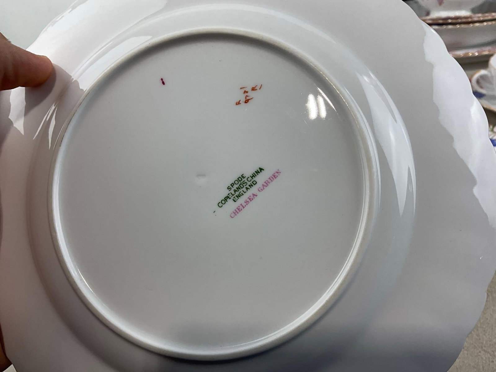 Spode Copeland China, Chelsea Garden Pattern, approx 67 pieces in total, variety of types - 4