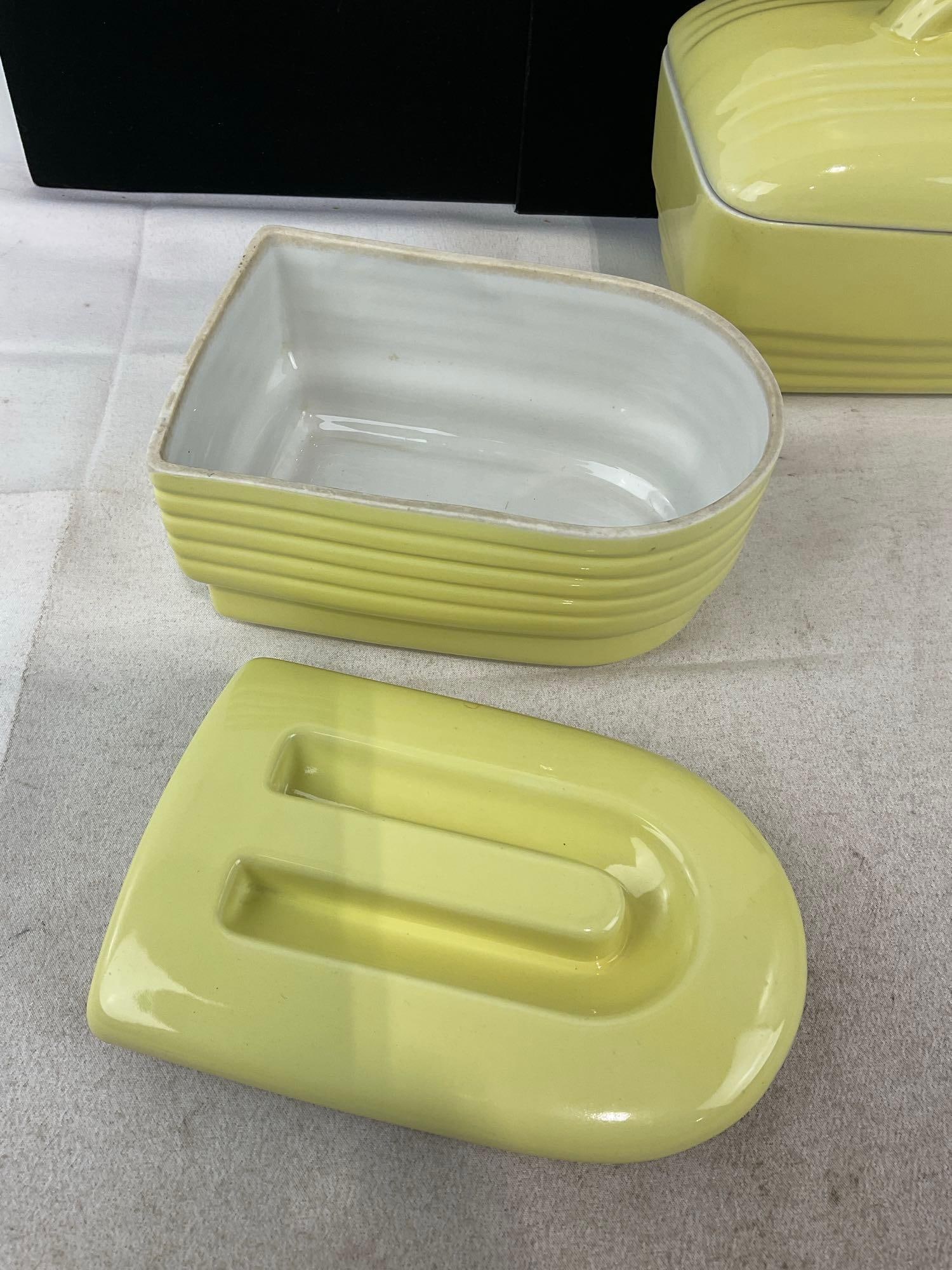 3 Hall Refrigerator Dishes for Westinghouse, Yellow w/Lids, 8.5 & 2x 7 inch long - 6