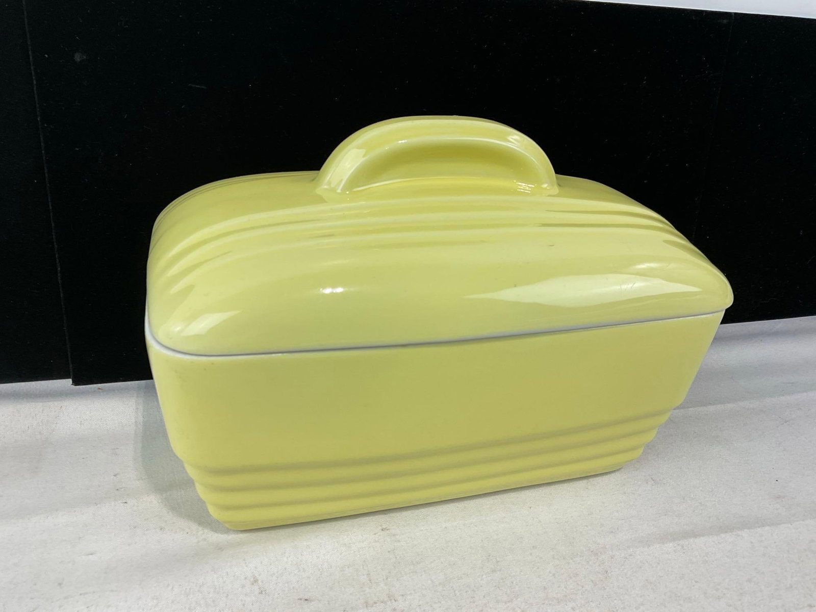 3 Hall Refrigerator Dishes for Westinghouse, Yellow w/Lids, 8.5 & 2x 7 inch long - 9