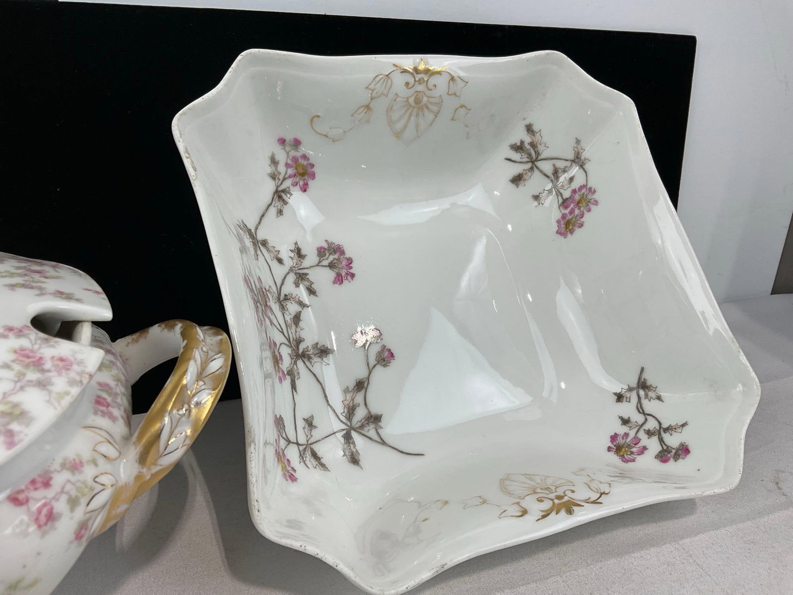 Haviland Limoges Schleiger 265 pattern Soup Tureen w/Lid, & #1311-3 Square 8 inch Open Veg Bowl - 3