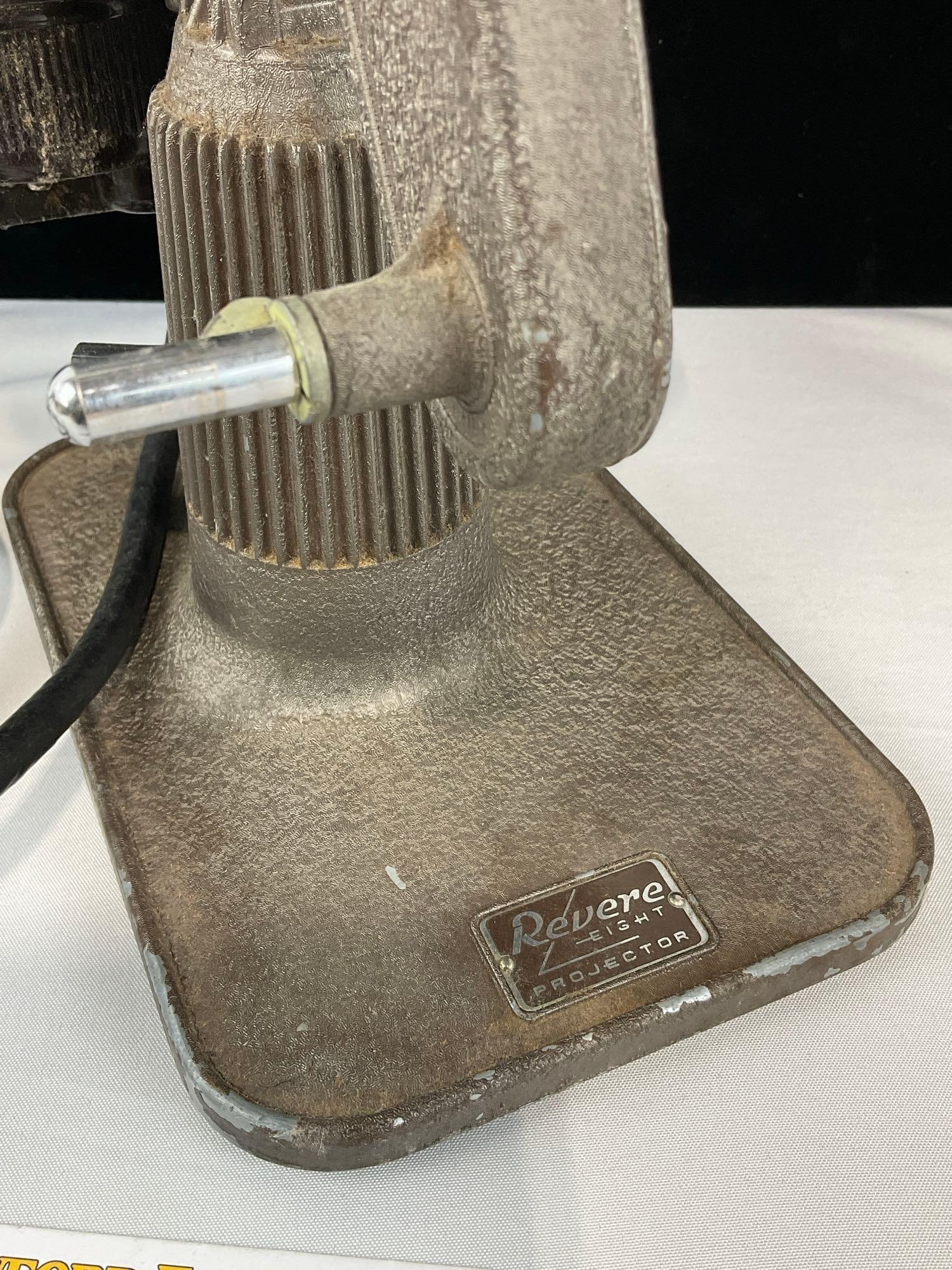 Revere Camera Co Eight, Model 85 Projector, motor tested & working, no case included - 2