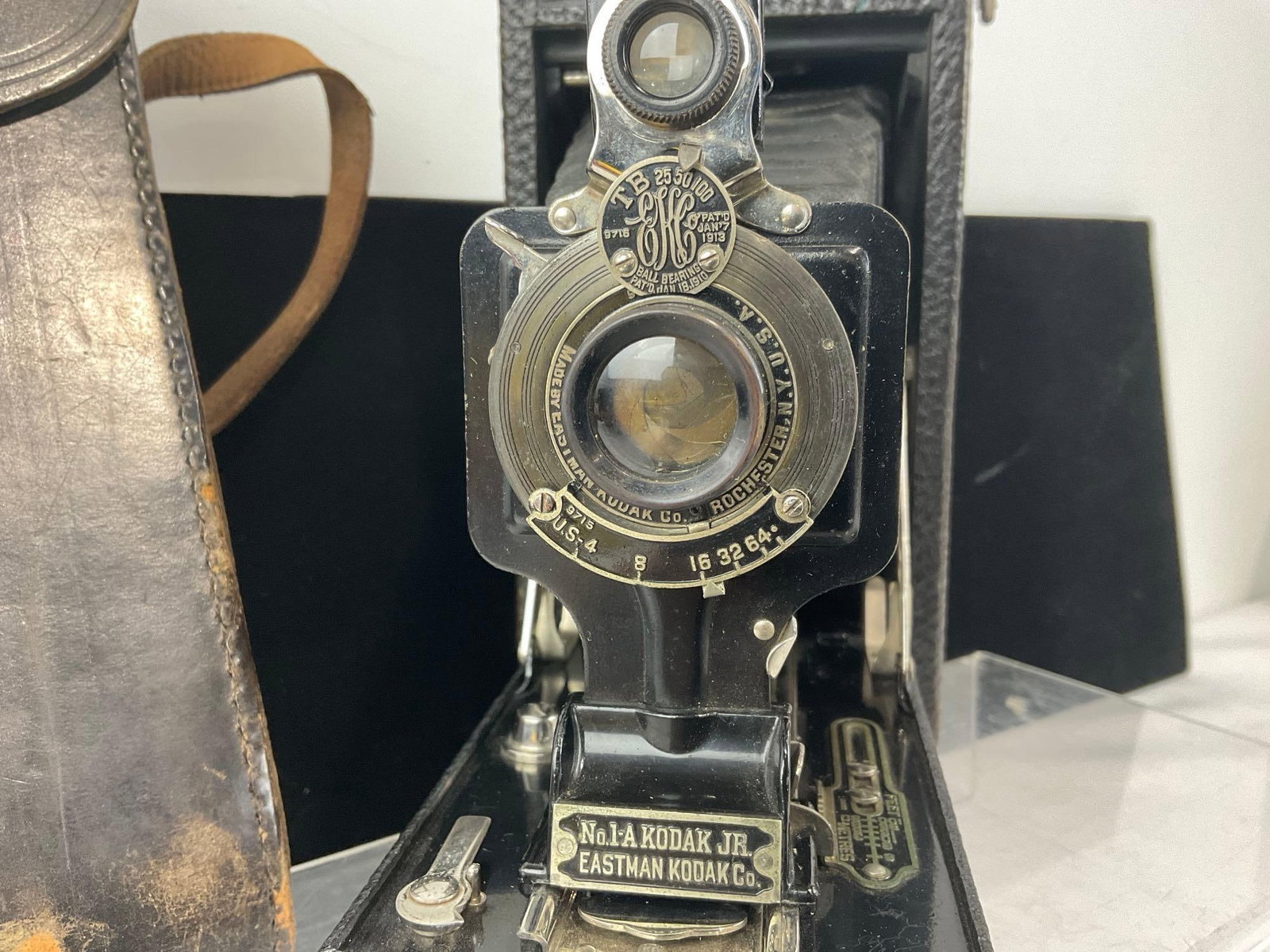 Early 20th Century Camera by Eastman Kodak Co. No.1-A Kodak Jr, 10x6x4 inches, w/leather case - 4