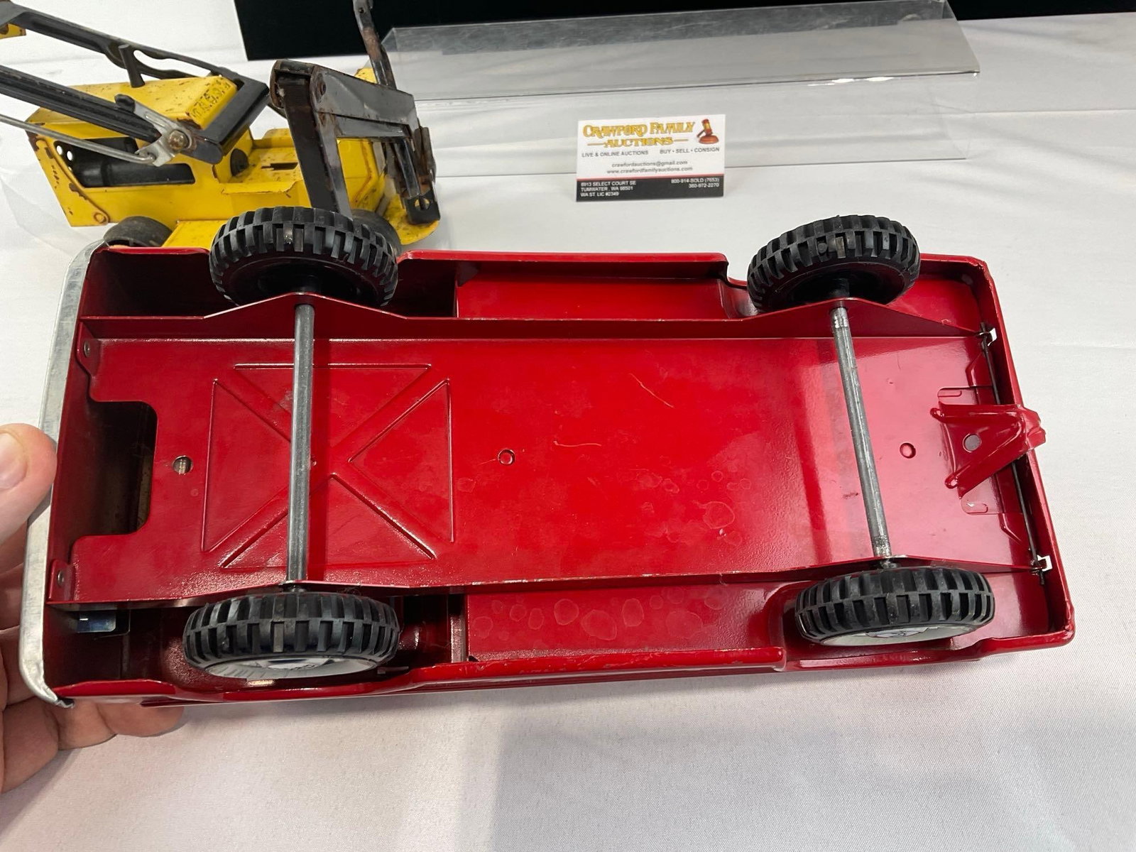 Pair of 1960s Pressed Steel Toys, Tonka Trencher No.534 Loader & Red Nylint Econoline Pickup Truck - 7