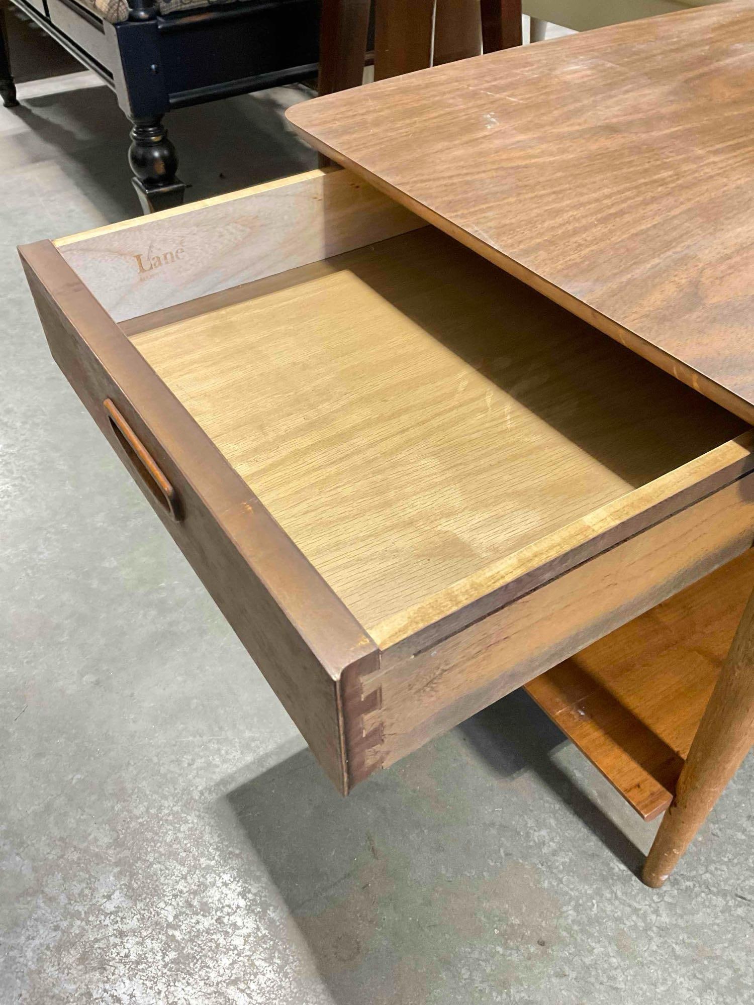 Vintage MCM Walnut Finish Lane Two-Tier End Table w/ Drawer & Handsome Grain. See pics. - 4