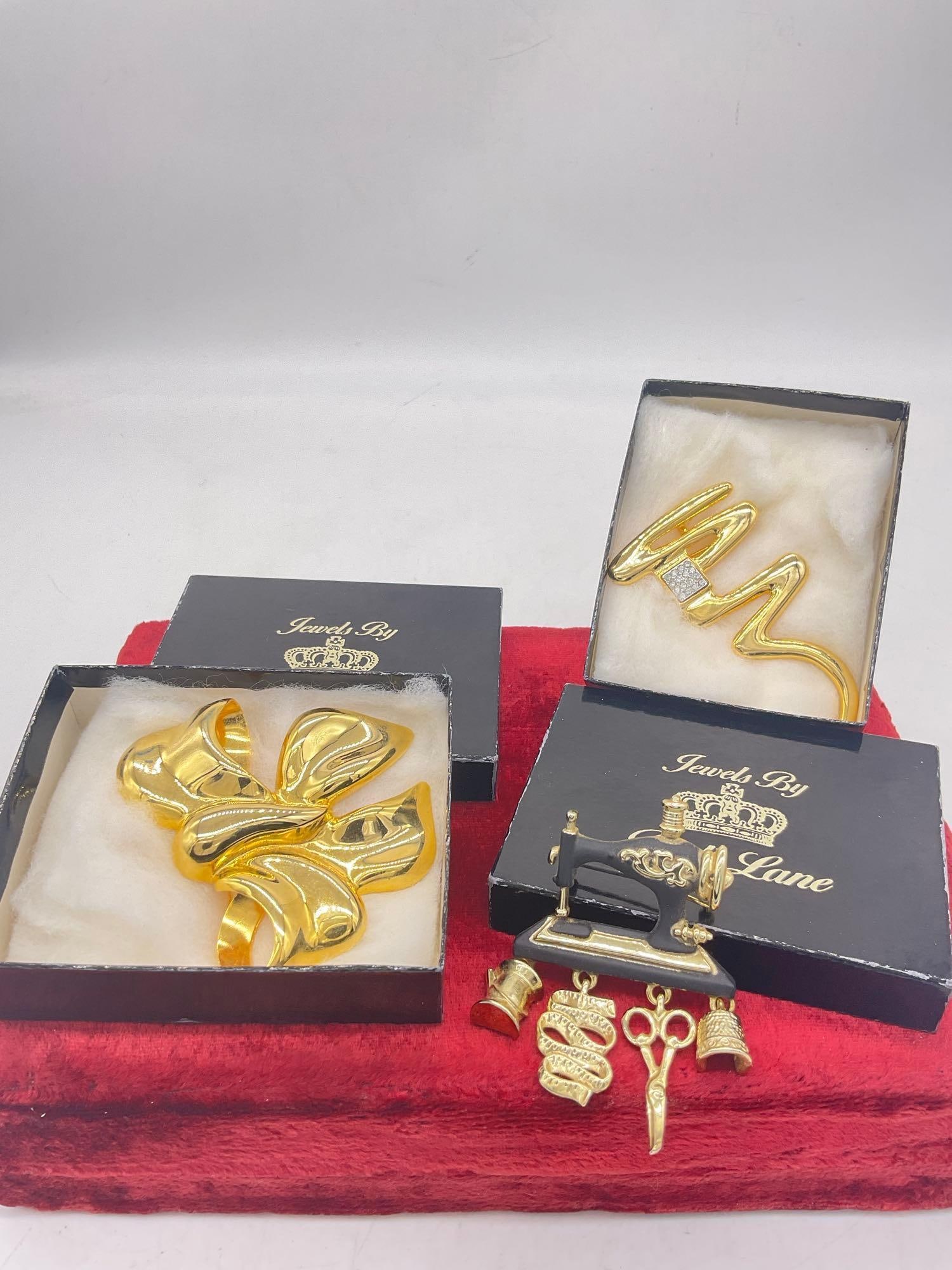 Park lane Brooches, Ribbon Bow & signed Zig Zag pave rhinestone + Danecraft Sewing machine w/ Cha...: c-6300 Both Vintage gold toned Park lanes Pieces come in Original boxes see pics