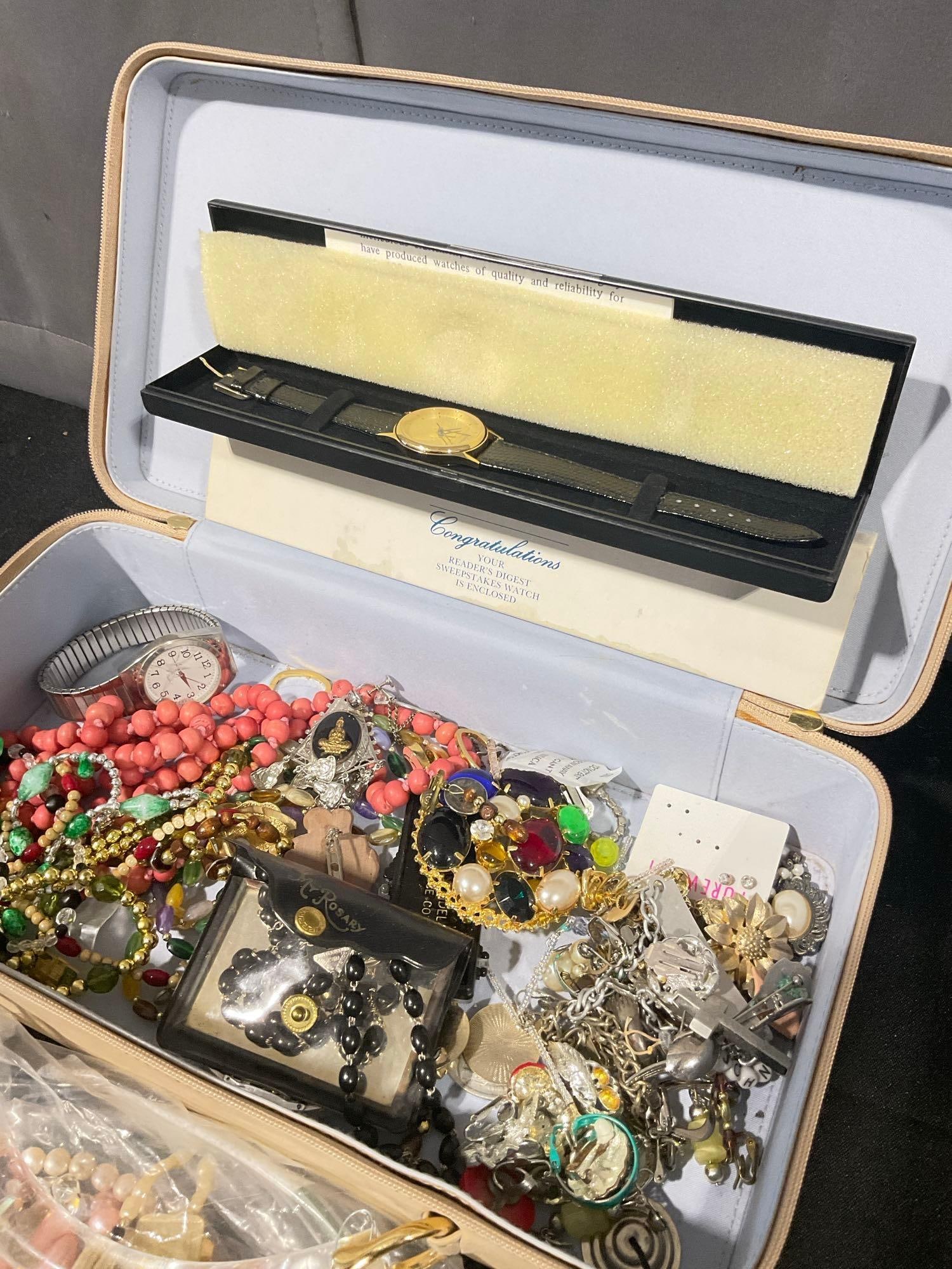 Vintage Zip case travel case full of vintage estate jewelry, rings, earrings , necklaces, watches - 3