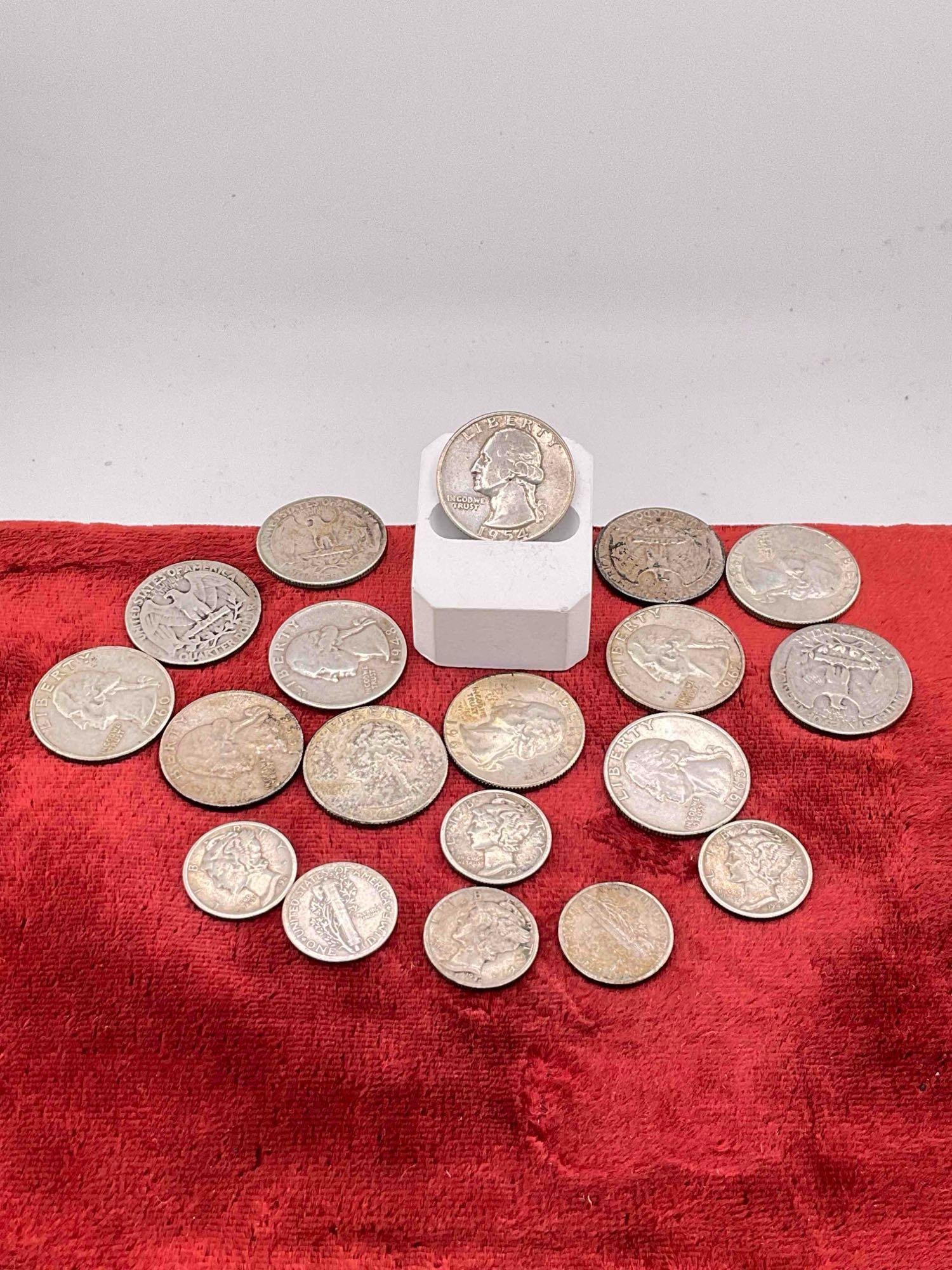13 x Silver Washington Quarters & 6x Silver Mercury Dimes ( 19 Silver coins total): c-6610