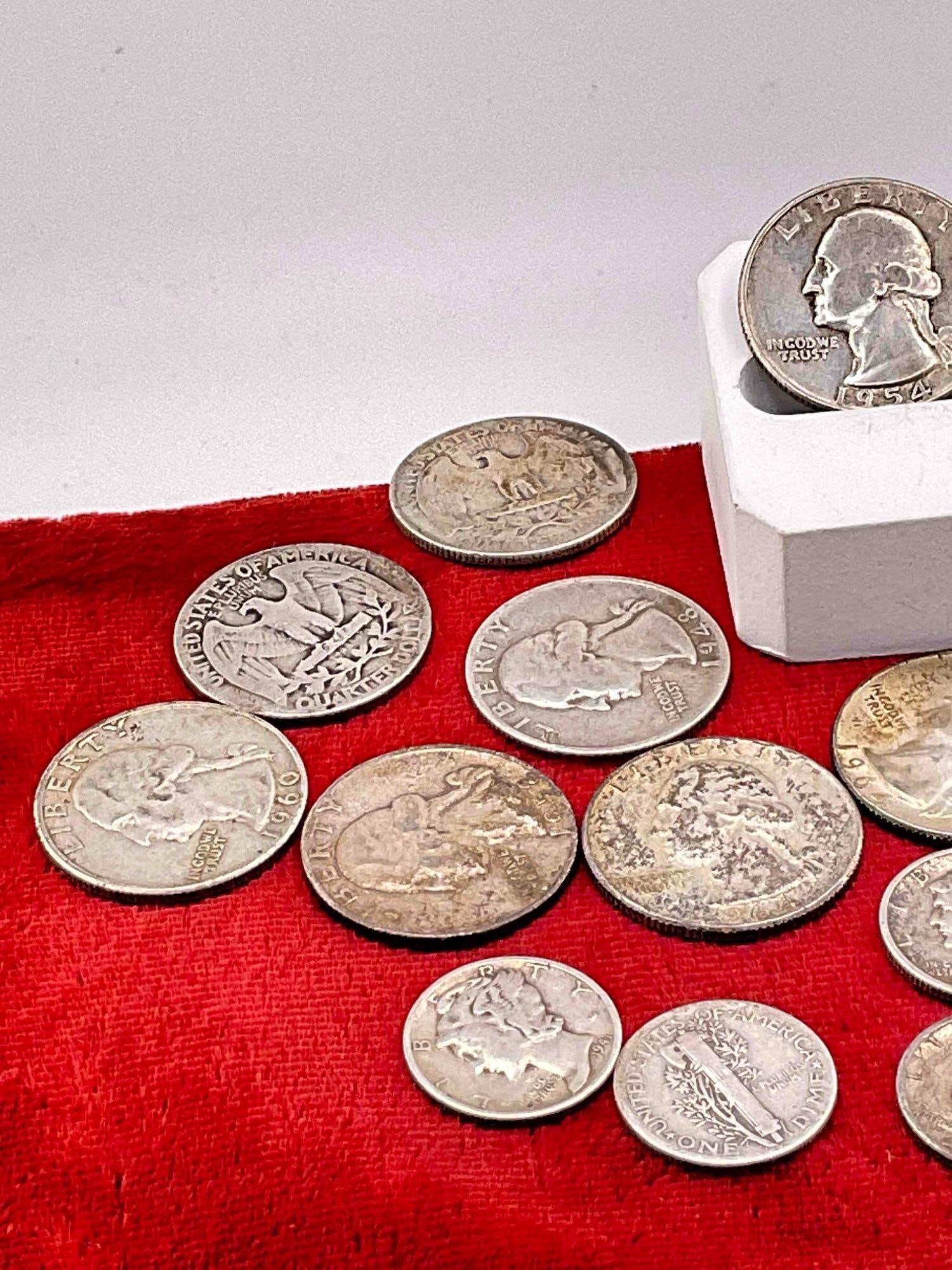 13 x Silver Washington Quarters & 6x Silver Mercury Dimes ( 19 Silver coins total) - 3