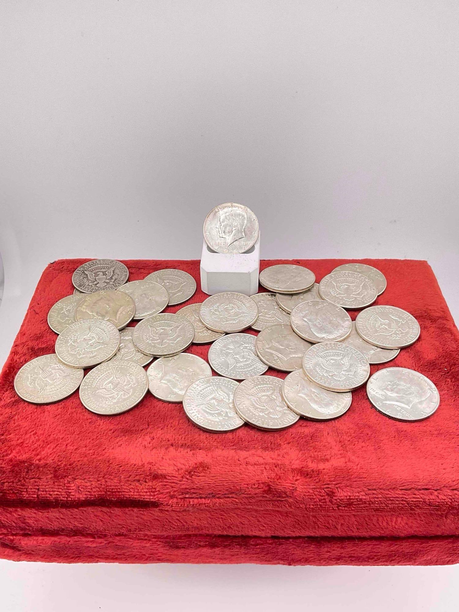 30 x 1965-1970 40% Silver Kennedy Half Dollars Coins assorted dates & Mint marks: c-6610 Some very nice gradable coins in the bunch