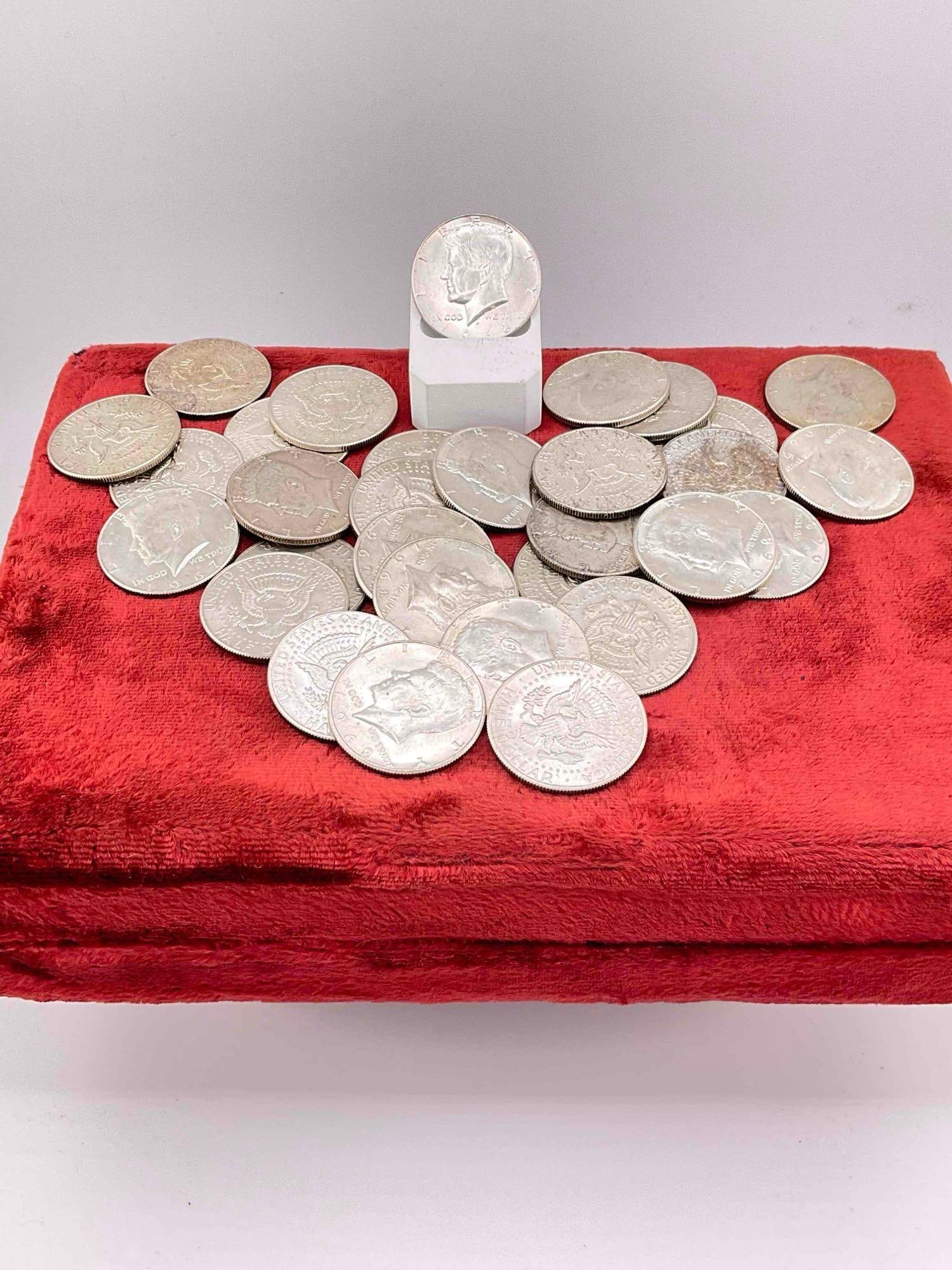 31 x 1965 - 1970 40% Silver Kennedy Half Dollar Coins assorted date & Mint marks: c-6610 Some very nice gradable coins in the bunch