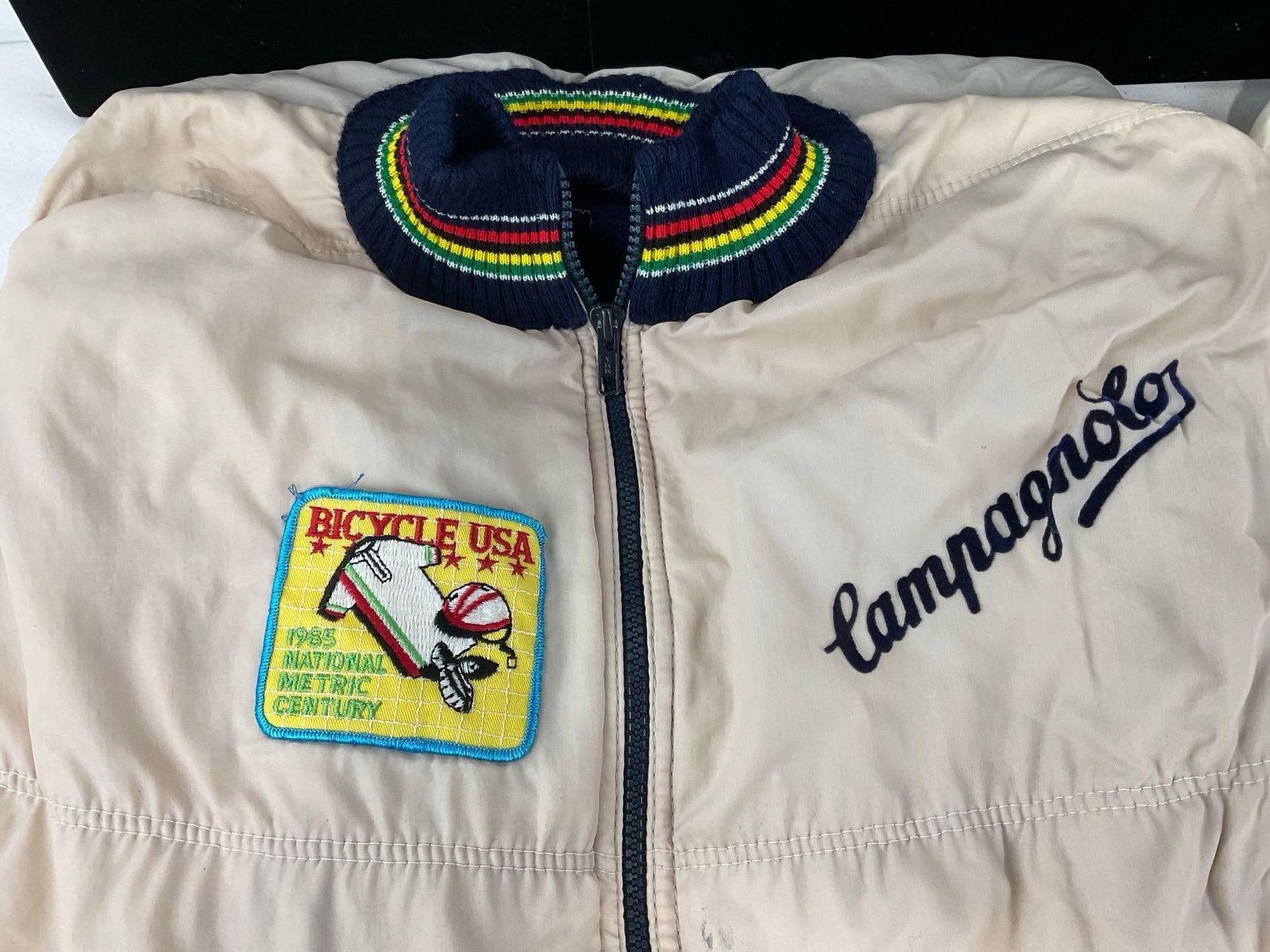 Vintage Campagnolo Bicycle Bomber Jacket size (4) & 4x Biking Caps, Tour De France 1960 Magazine - 2
