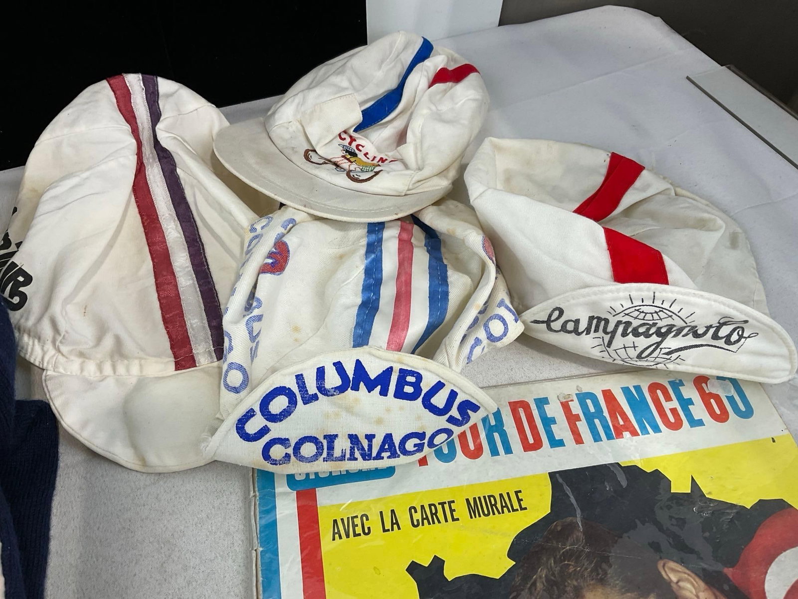 Vintage Campagnolo Bicycle Bomber Jacket size (4) & 4x Biking Caps, Tour De France 1960 Magazine - 4