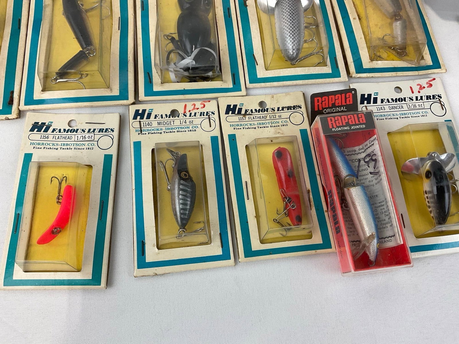 14 HI Famous Fishing Lures, Flathead, Dancer, Glitter Fish & more, + Shakespeare 1700 Reel w/box - 4