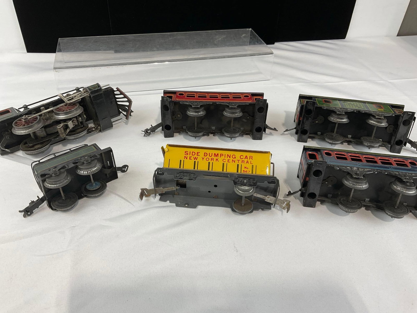 Vintage Lithographed Tinplate Wind Up Train Engine, Tender, 3 Passenger Cars & Side Dumper, w/Track - 8