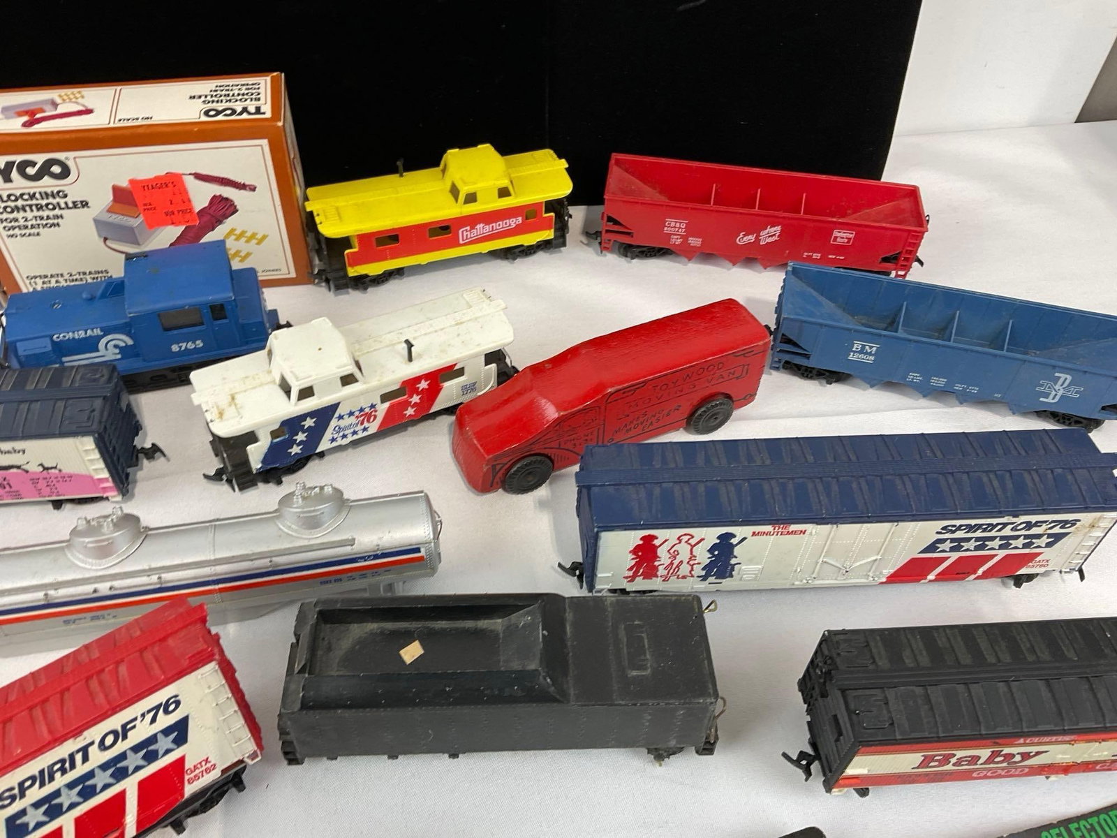 Collection of HO Scale Train Cars, Box Cars, Cabooses, small amount of Track, Switchyard Set & more - 5