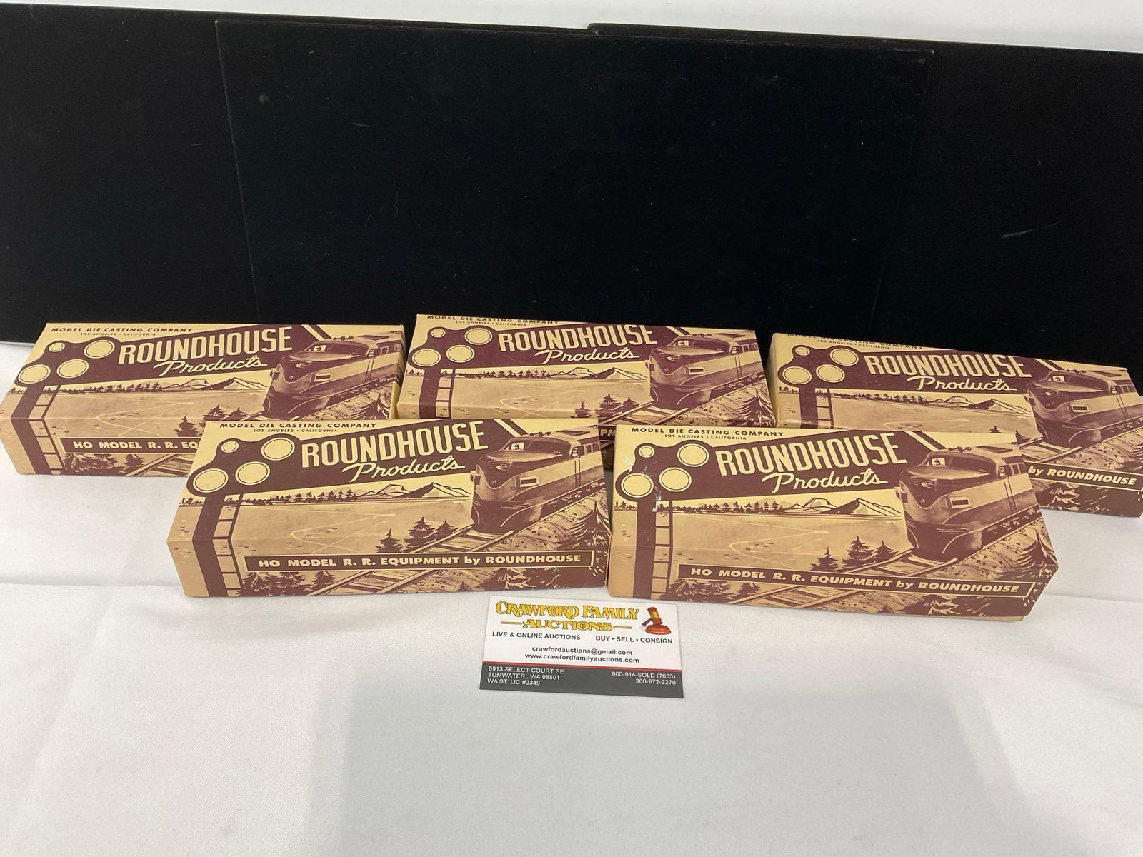 Roundhouse HO Scale Train Model Kits in boxes, 2x H-150, H-302, B-104, & B-443, see pics: Roundhouse HO Scale H-150 Hopper Mine Ore Car Great Northern, B-104 40' Stock Box Car MKT, The Katy Line, H-150 Hopper Mine Ore Car Milwaukee, B-443 40' Roundtop Box Car Bessemer & Lake Erie, 