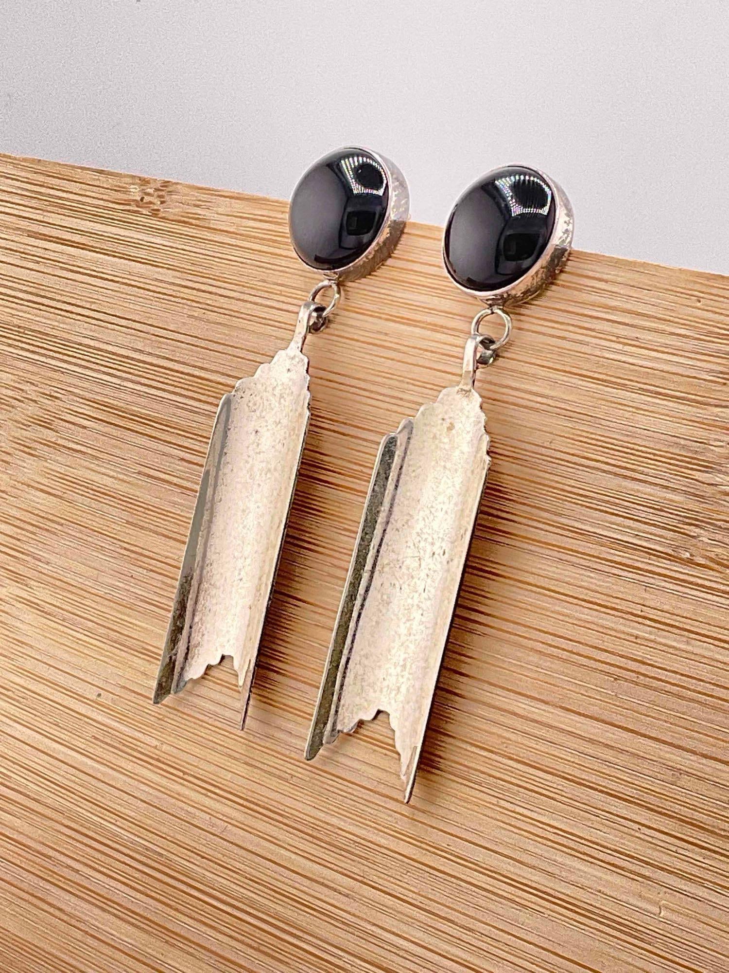 Vintage Native American Sterling Silver Earrings w/ Black Onyx Toned Setting, Signed Nakai. - 3