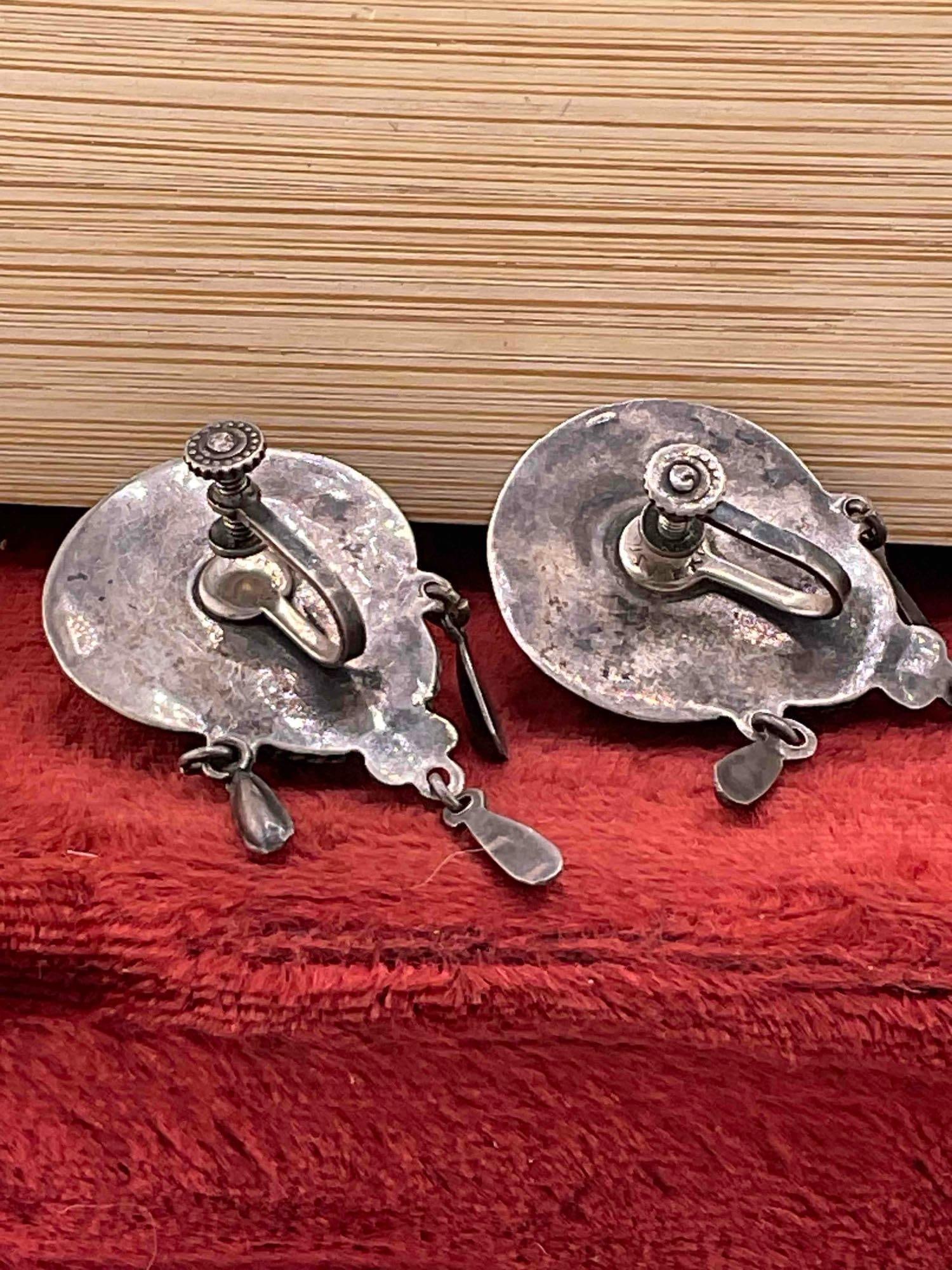 Vintage Mexico Sterling Silver Screw Back Earrings w/ Carved Black Onyx Toned Face Design. - 2