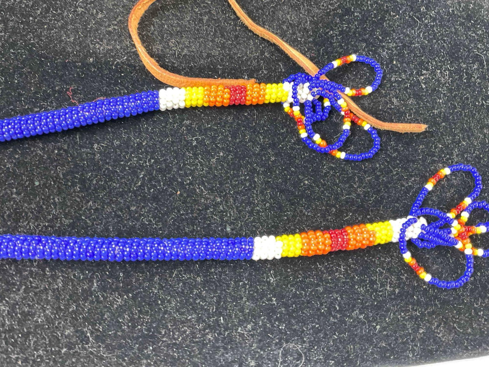 3 pcs Vintage Native American Beadwork, incl. Medallion, Bracelet & Headband. See pics. - 4