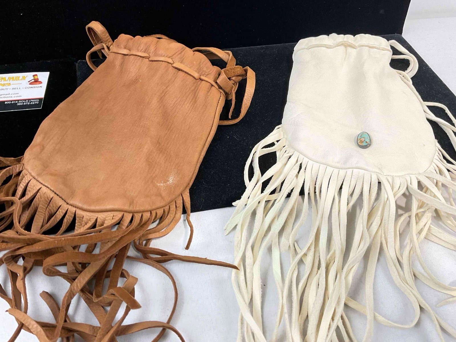 4 pcs Vintage Native American Deerskin Leather Pouches, 3x Beaded. Good Condition. See pics. - 2