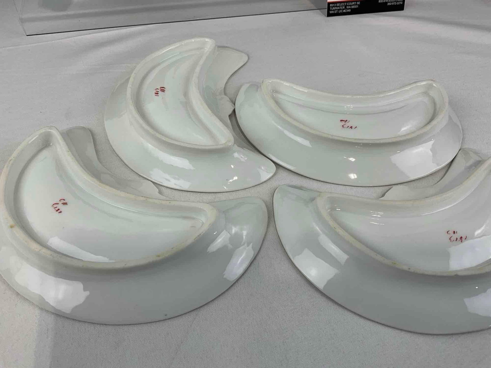 Set of 4 Vintage Crescent shaped Porcelain Dishes, Pink Flower Design, 8x5 inches - 4