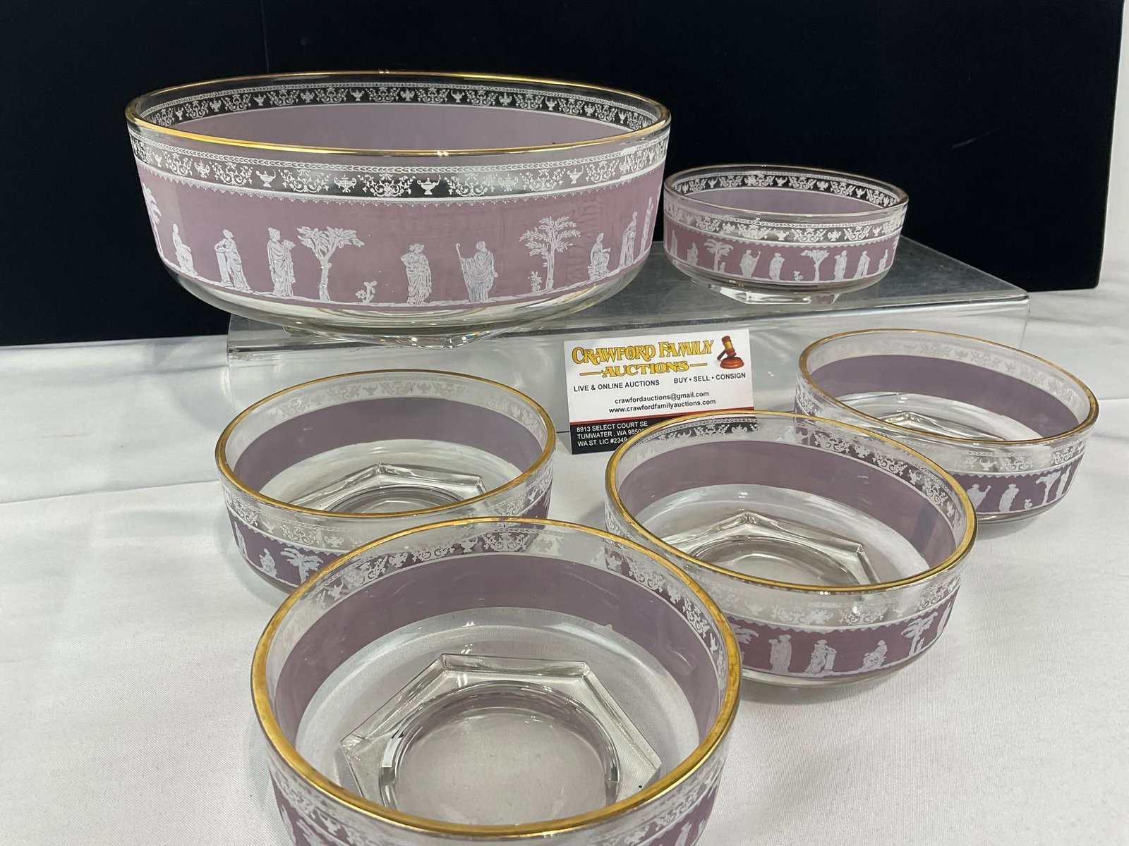 Vintage Mid Century Jeannette Serving & 5x Berry Bowls, Hellenic Purple Pattern, Jasperware style: Appears to be in fair to good shape, some missing finish. The piece measures approx 7h x 10w x 10d inches. See pics. E-6610