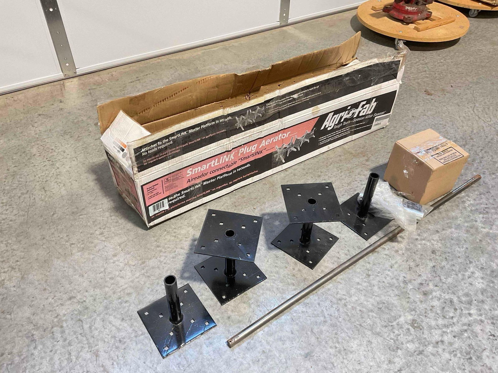 AgriFab SmartLINK Plug Aerator Model 45-0474. Fair Condition. See pics. - 2