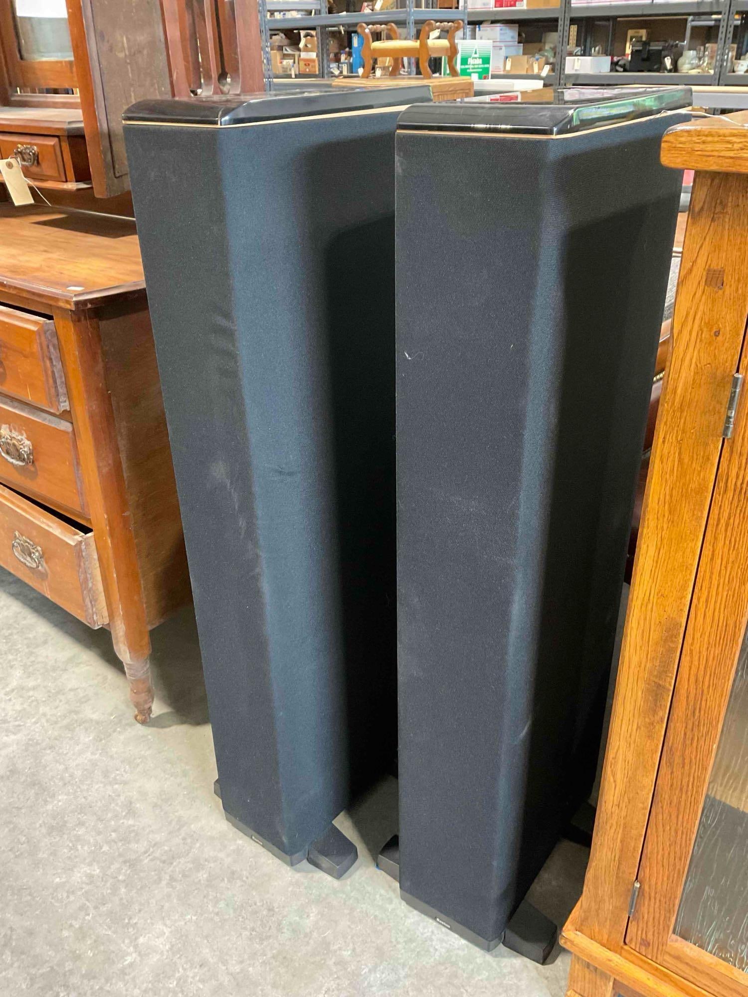 Pair of Boston Acoustics Powered Speaker Towers Model VR965. Untested, As Is Condition. - 3