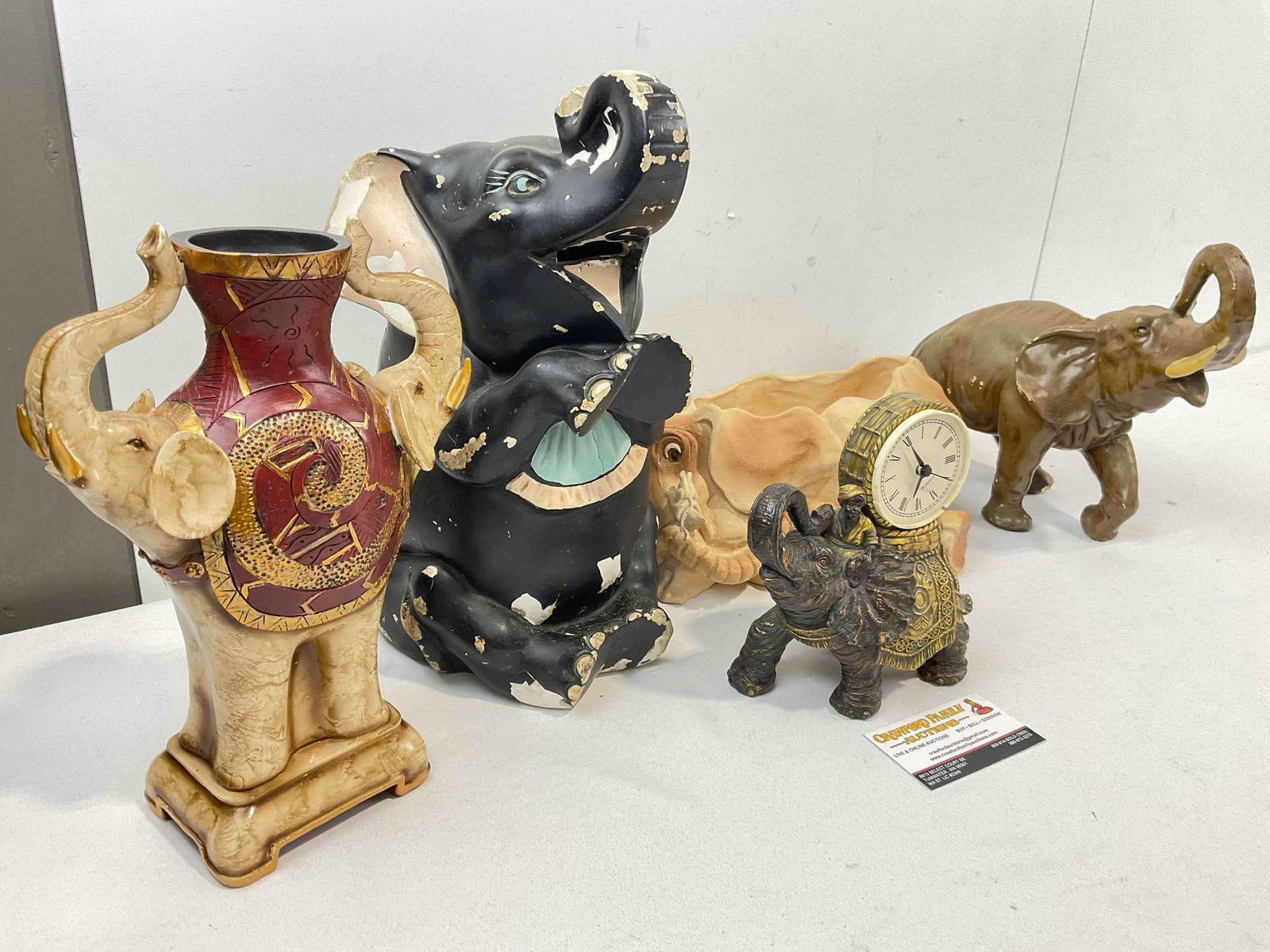 5 pcs Vintage Elephant Decorative Statuette Collection, incl. Ceramic, Composite & More! - 3