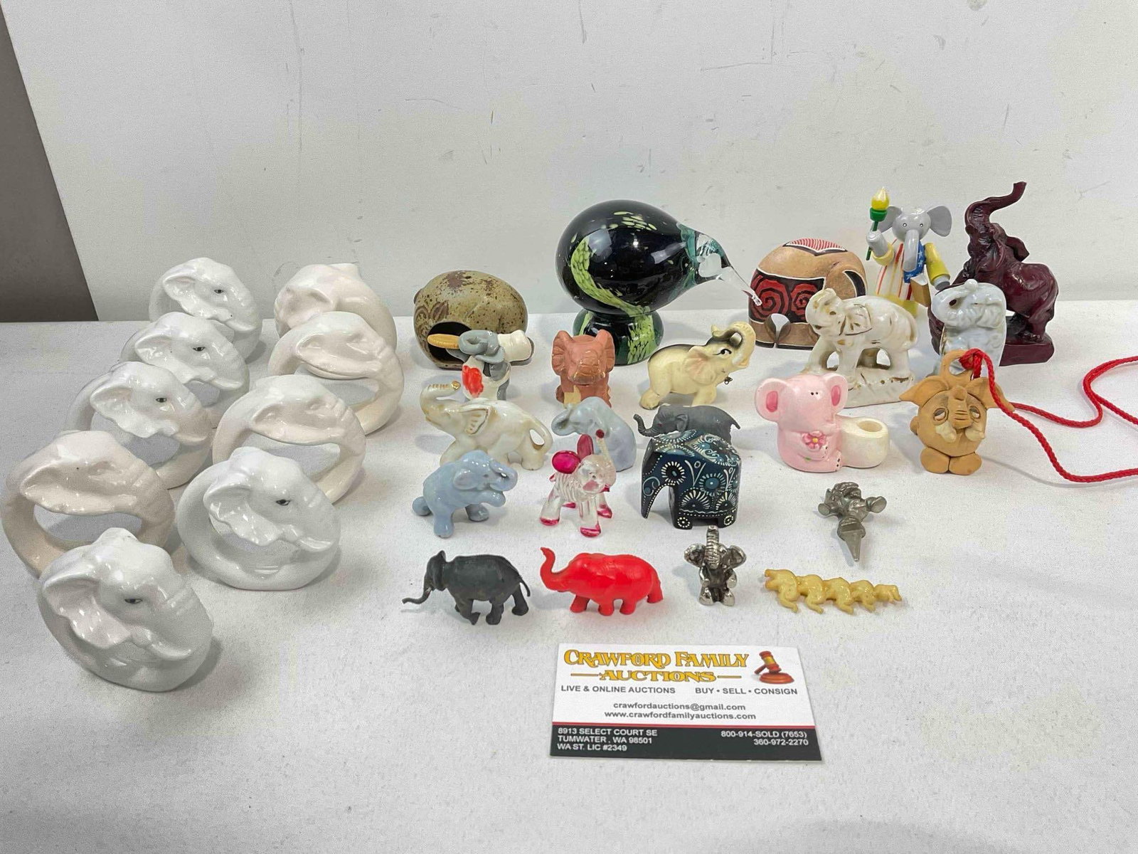32 pcs Vintage Decorative Figurine Collection, incl. Ceramic Elephant Napkin Rings & More!: 32 pcs Vintage Decorative Figurine Collection, incl. Ceramic Elephant Napkin Rings & More! Mix of ceramic, wood, composite and more. Minor wear indicative of age and use, otherwise look to be in f