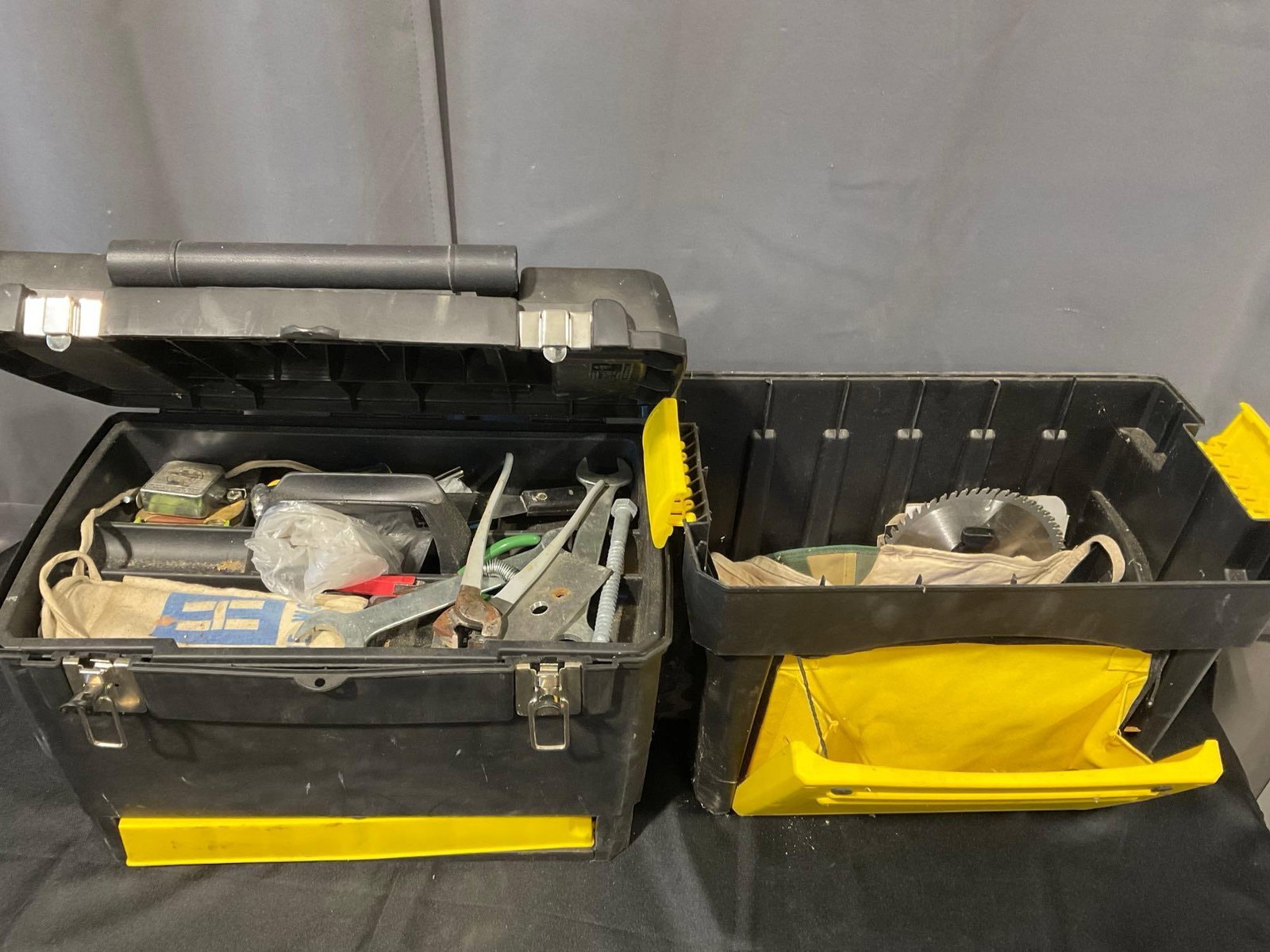 Stanley Mobile Work Center Toolbox, w/variety of tools, 200 foot measuring tape, hatchet & more: Appears to be in good shape. The piece measures approx 26h x 19w x 13d inches. See pics. E-6340 *Freight Required if shipped, Buyer Arranged/Responsibility*