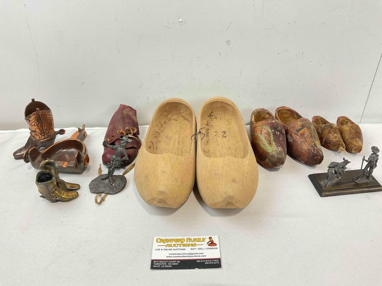 9 pcs Vintage Decorative Assortment, incl. Wooden Clogs, Metal Figurines & More! See pics. (1 of 3)