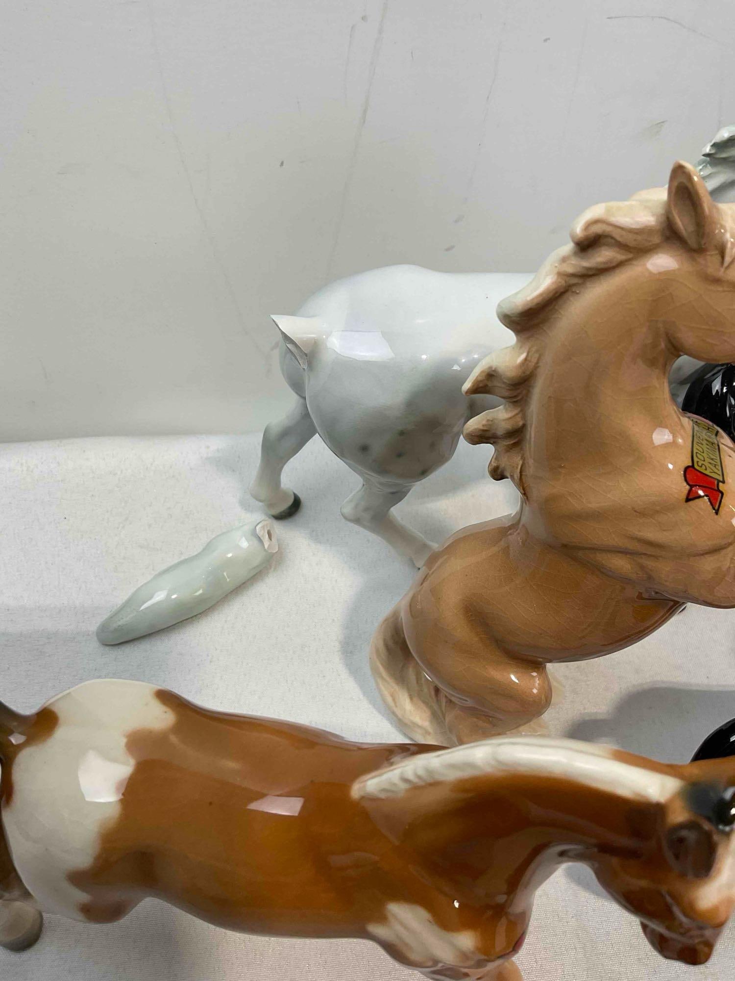 12 pcs Vintage Ceramic Horse Figurines, incl. Paints, Grays, Blacks, Palominos & More! See pics. - 6