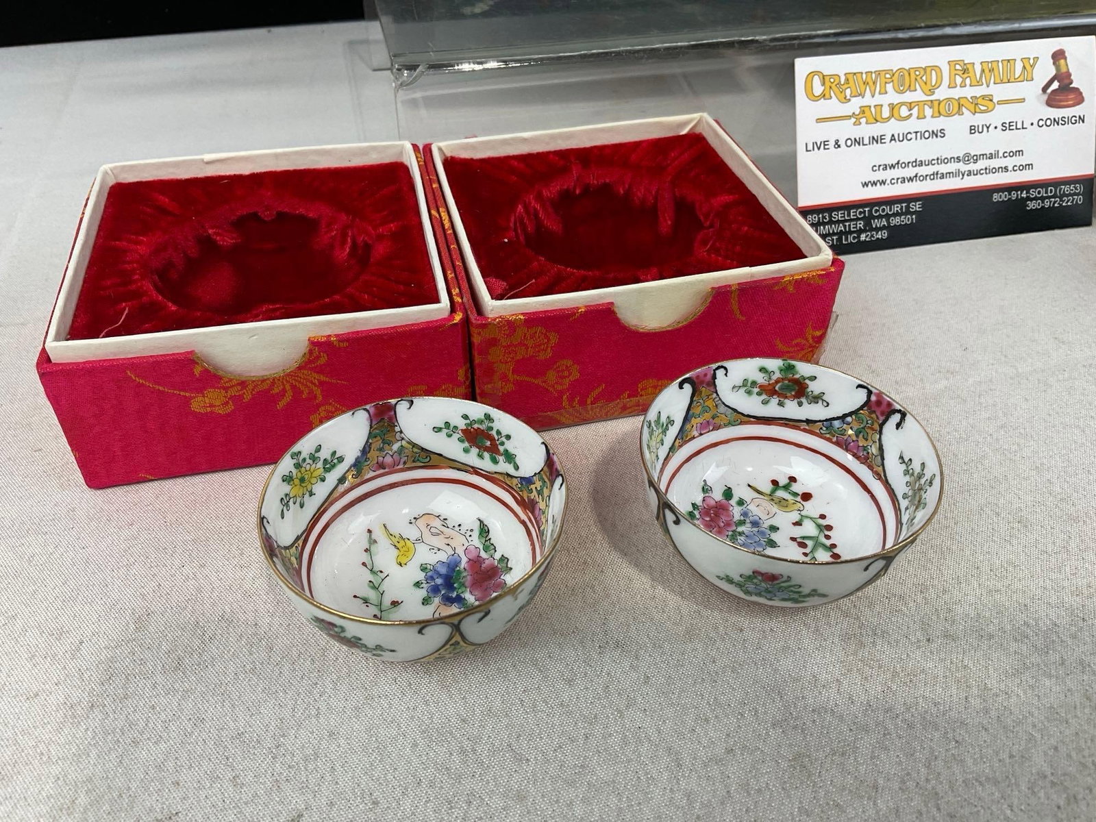 Set of 8 Chinese Mini Teapots, & Pair of cups, Pair of Baoding Balls, in boxes - 3