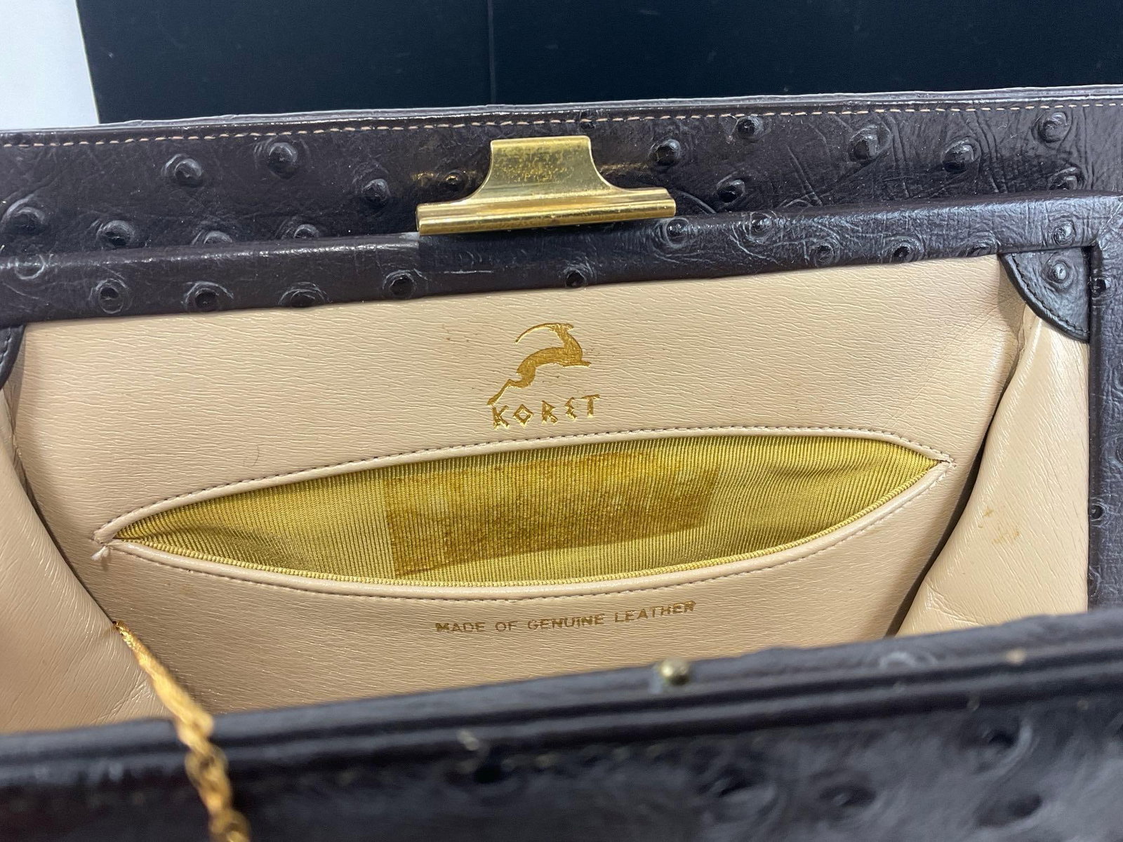 Highend Koret Genuine Ostrich Leather Handbag, Tan Liner w/Gold tone coinpurse, 8x10x5 inches - 6