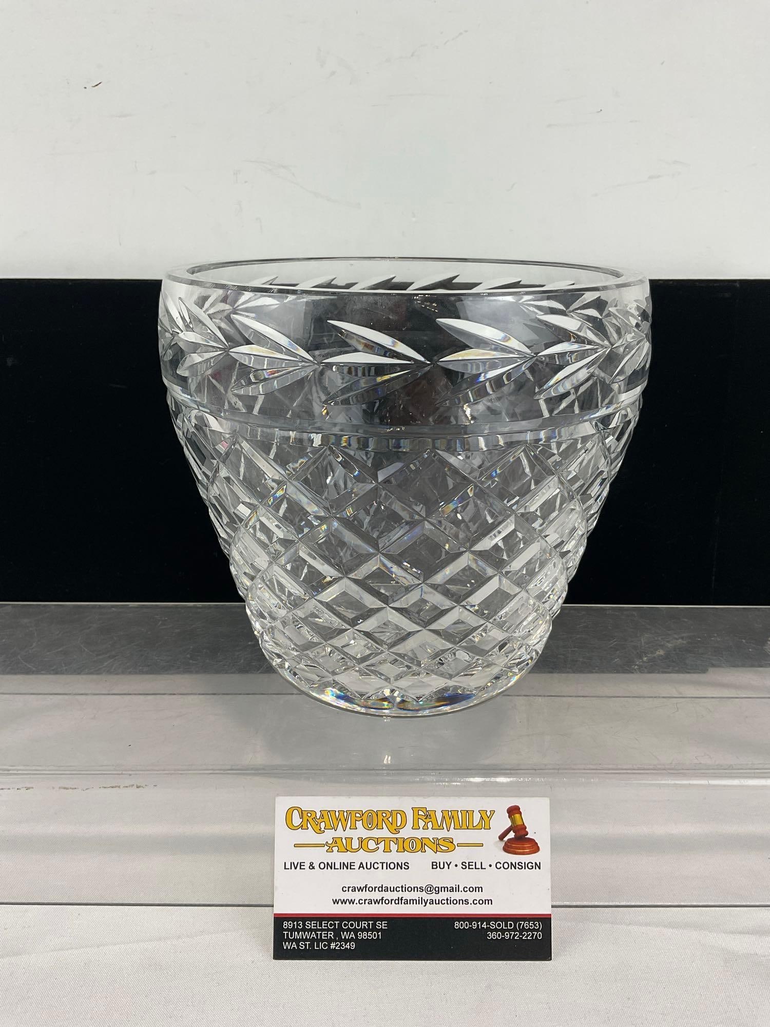 Waterford Crystal Glandore Ice Bucket, 7x8x8 inches, Diamond cut & leaf pattern on the rim: Previously sold for 85 dollars. Appears to be in good shape, some scratches on the base. The piece measures approx 7h x 8w x 8d inches. See pics. E-6630