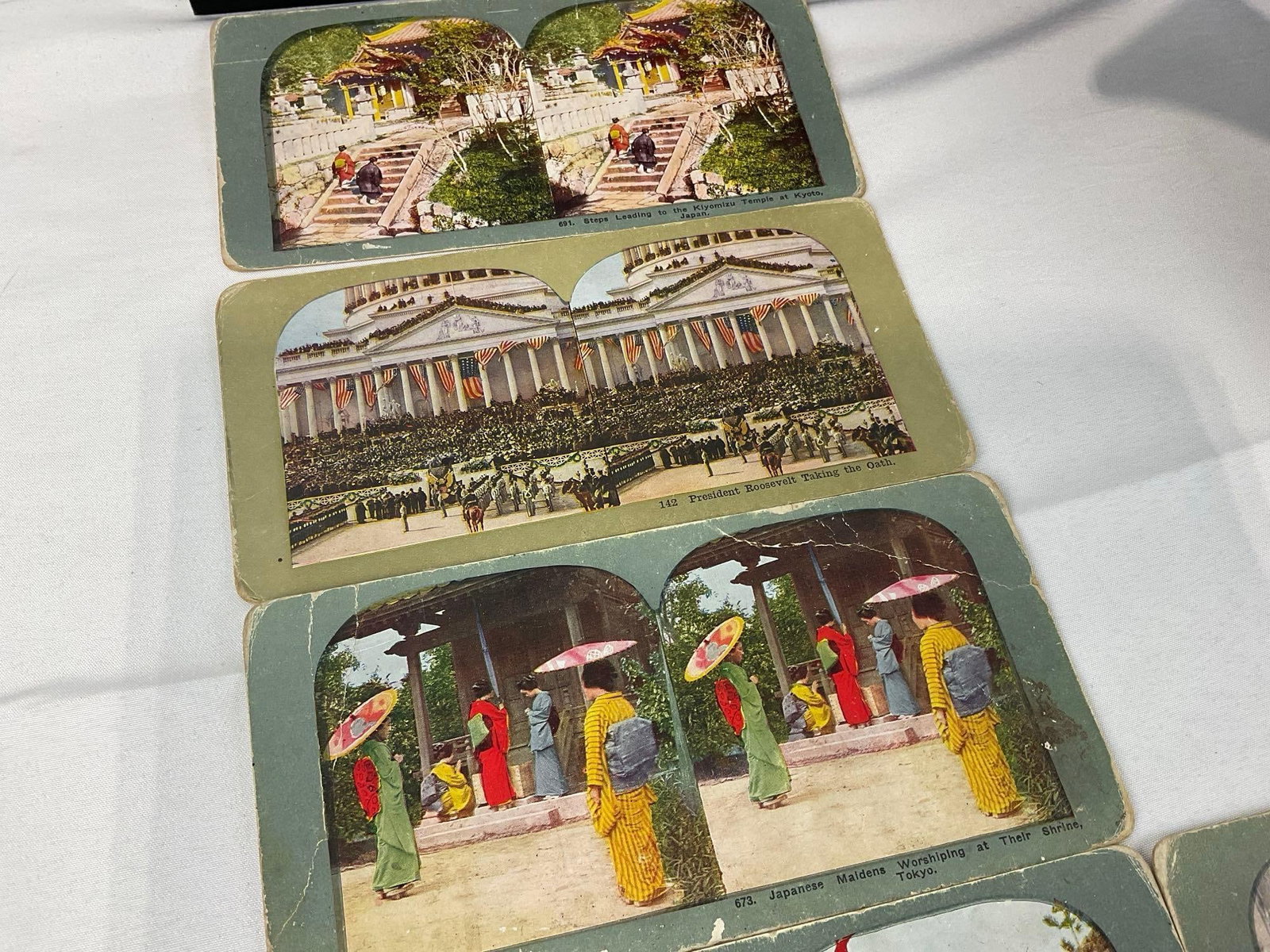 Antique Wooden Stereoscope, w/19 Slides, Japan, Venice, Central Park, Killarney, Ireland & more - 2