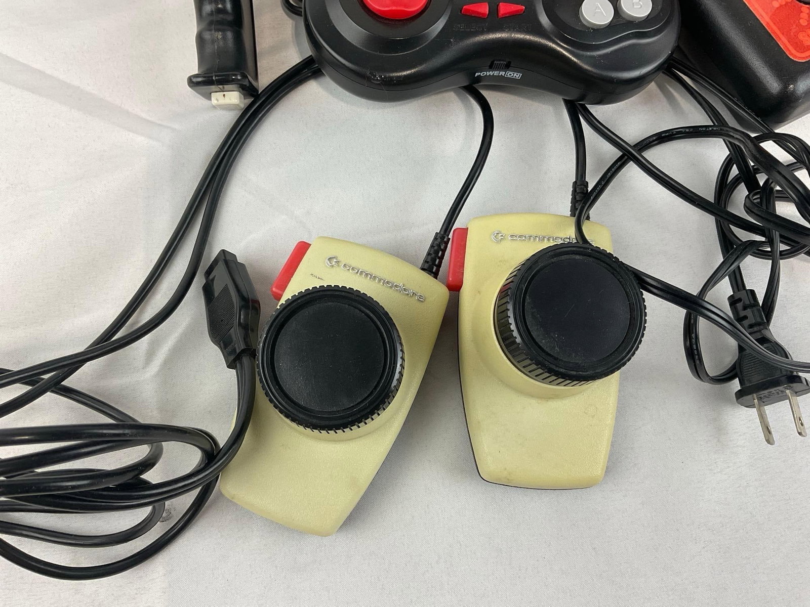 Commodore 64, Intellivision & Nintendo GameCube Controllers, 2x Suncom Slik Stik joysticks &... - 2