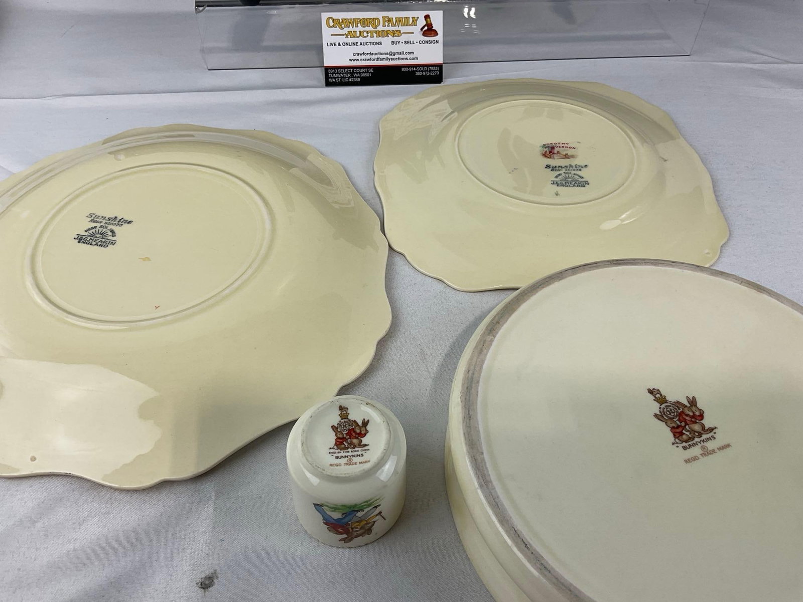 2x Sunshine pattern J&G Meakin Plates, Round & Square + Royal Doulton Bunnykins Bowl & Small Cup - 4