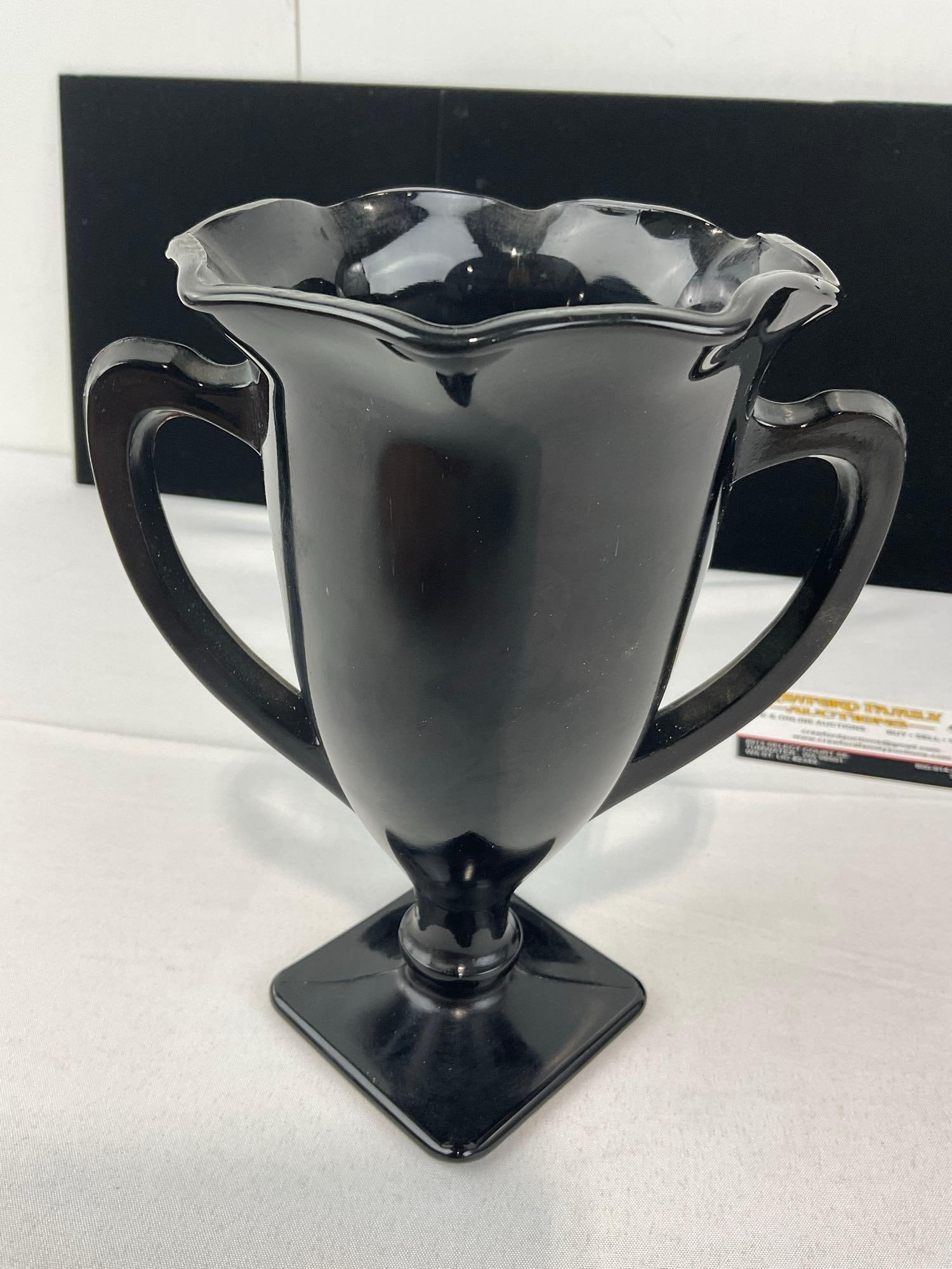 Vintage 1930s L.E.Smith Glass Company Black Amethyst Dancing Nymphs Trophy Vase, 7 inches tall - 4