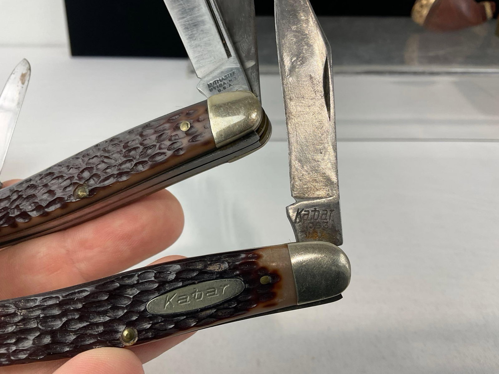 8 Small Folding Knives, includes: Case 6333 & Kabar 1063, Antique Pipe w/case, Cigarette Case - 11