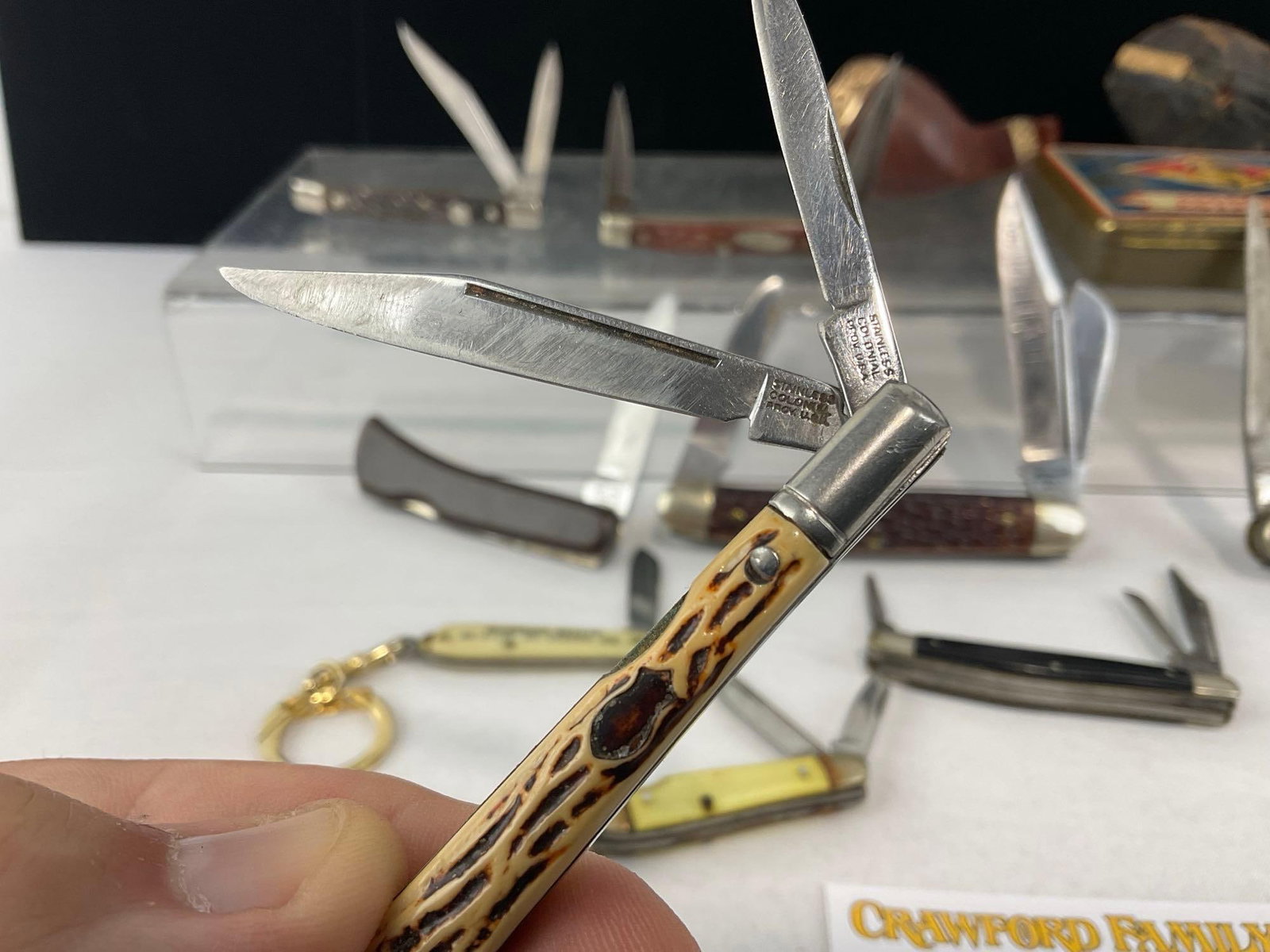 8 Small Folding Knives, includes: Case 6333 & Kabar 1063, Antique Pipe w/case, Cigarette Case - 5