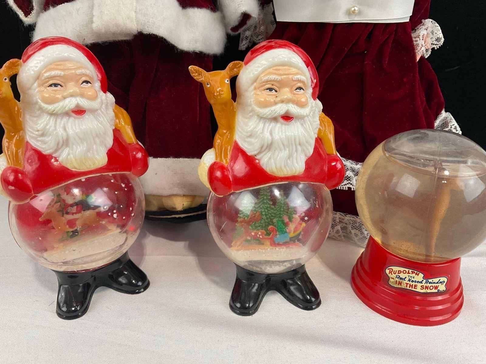 Handmade Santa & Mrs. Claus Figures, Red Velvet, 2x Santa Snowglobes & Rudolph Snowglobe Driss Co. - 2