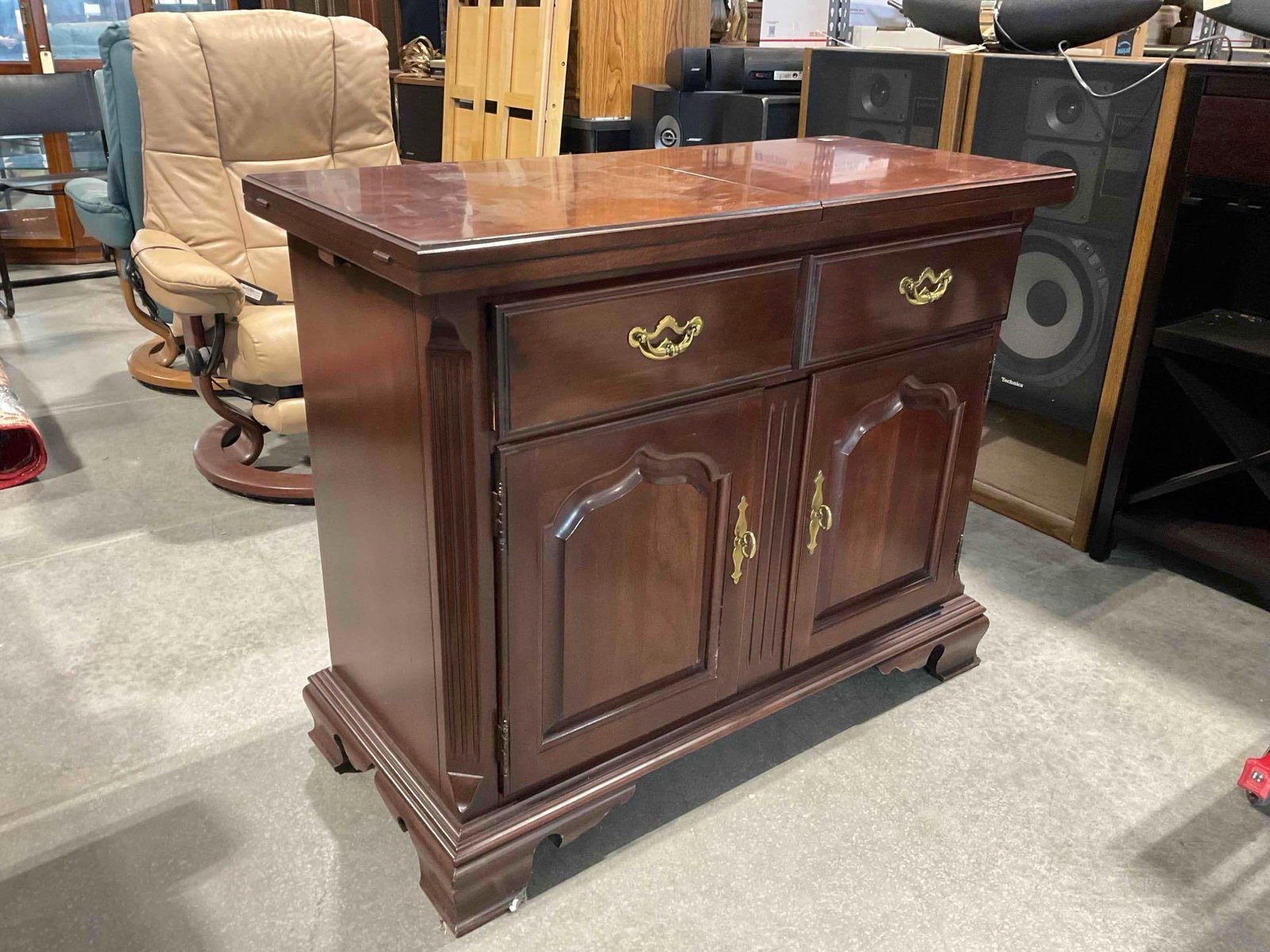 Vintage Thomasville Flip Top Bar Server w/ Mahogany Wood Finish, Drawer & Cupboard. - 2