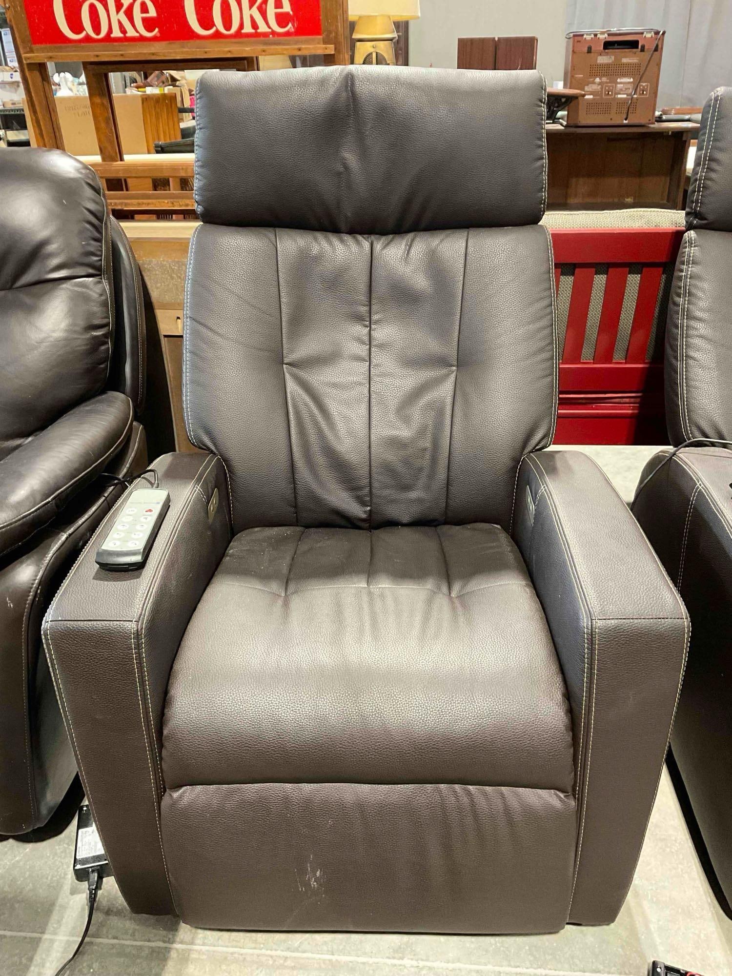 Positive Posture Luma Lift Assist Power Recliner w/ Brown Leather Upholstery. Tested, Works.: Positive Posture Luma Lift Assist Power Recliner w/ Brown Leather Upholstery. Tested, Works. Piece has wear indicative of age and use, see photos for condition. Twin to lot 69. Measures 34" x 38" x