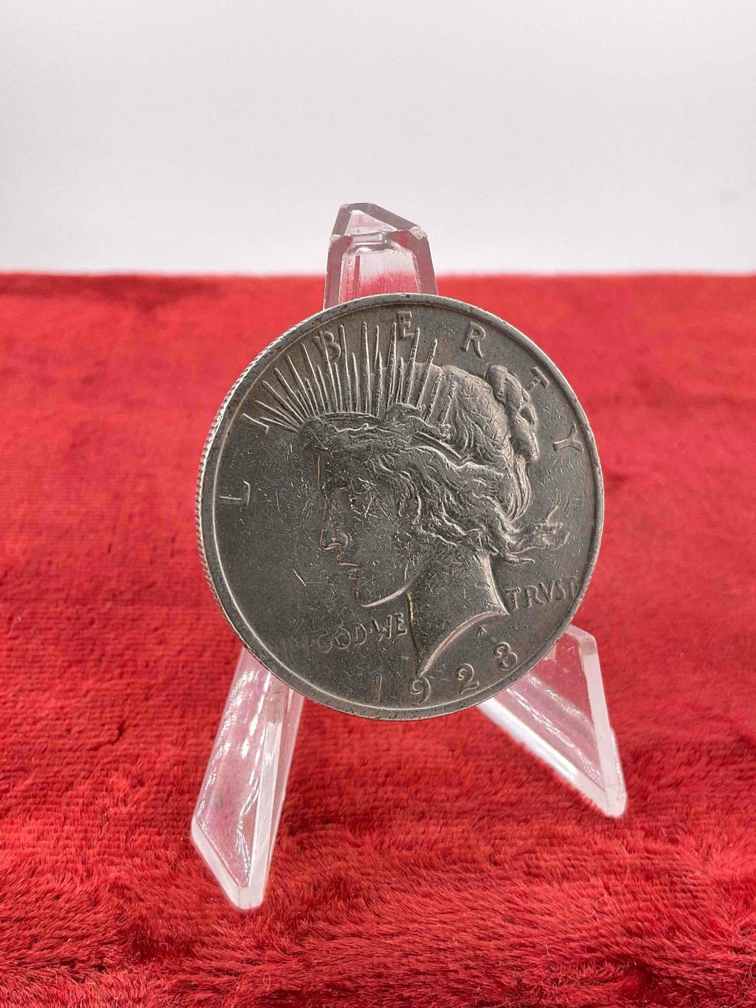 Antique 1923 Silver Peace Dollar Coin. - 2