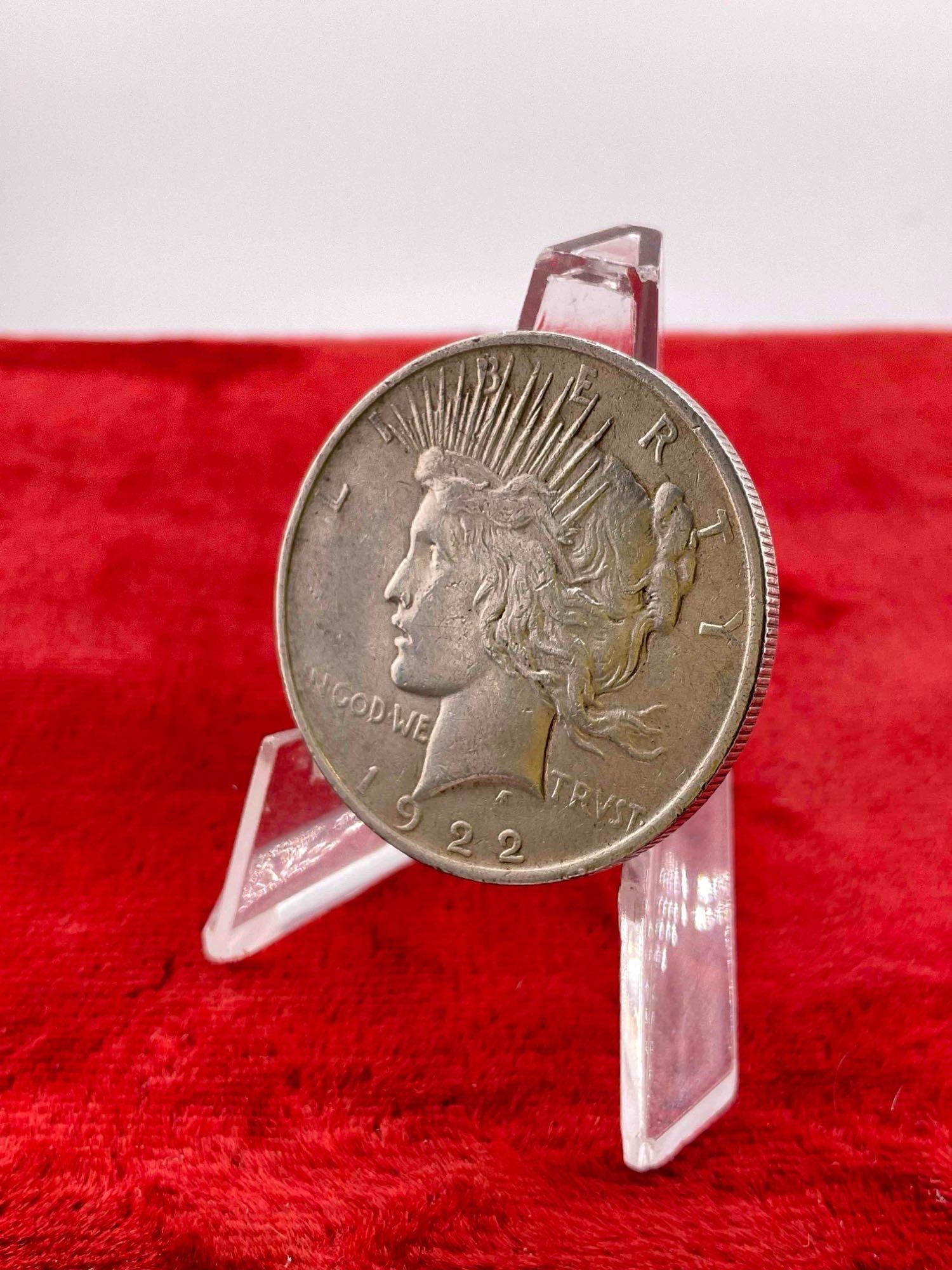 Antique 1922 Silver Peace Dollar Coin.: Antique 1922 Silver Peace Dollar Coin. DM-1554