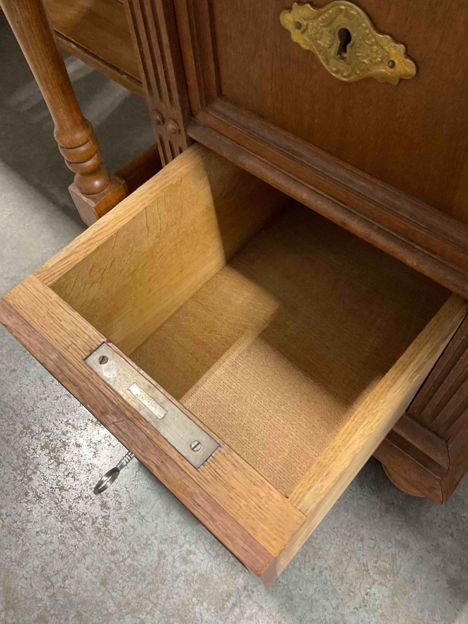 Lovely Antique Mahogany & Tiger Oak? Side Storage Cabinet w/ 6 Drawers, Tray & Keys. - 11