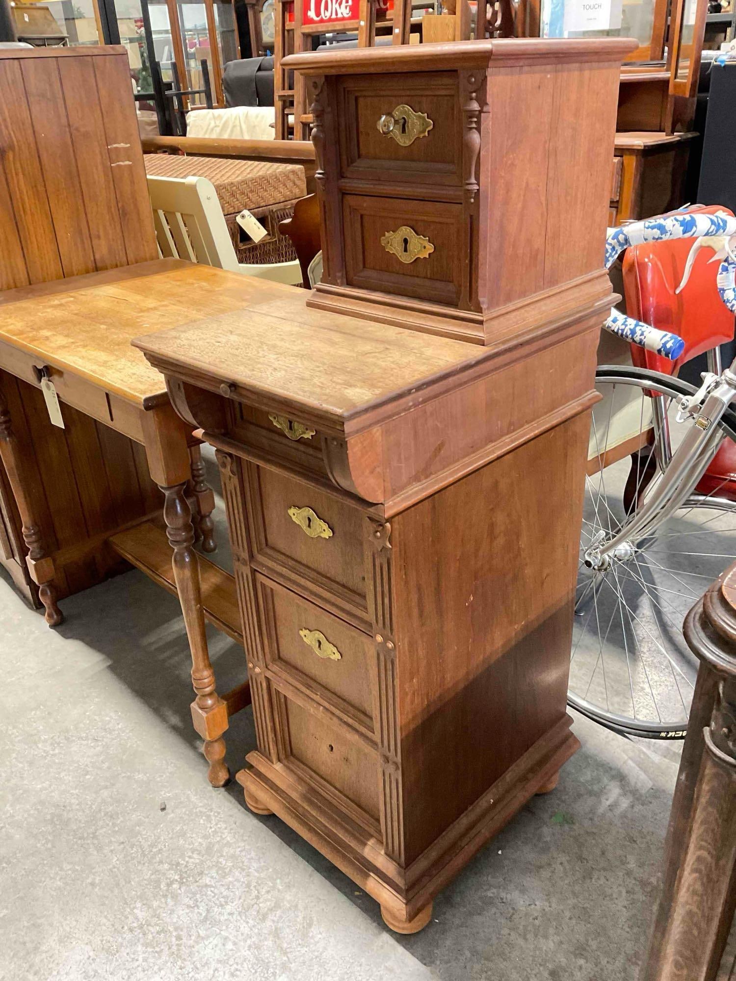 Lovely Antique Mahogany & Tiger Oak? Side Storage Cabinet w/ 6 Drawers, Tray & Keys. - 3