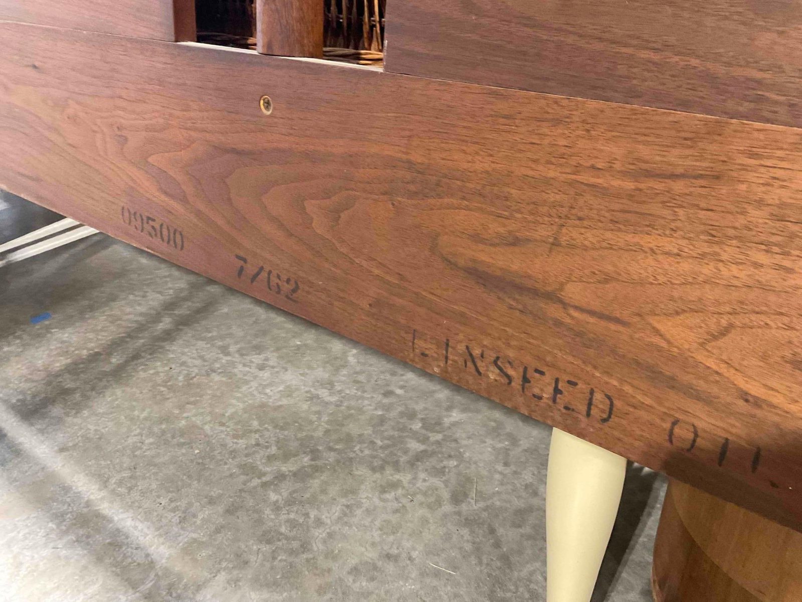 Handsome Vintage MCM Widdicomb Walnut Wood King Sized Head Board w/ Lovely Grain. - 7